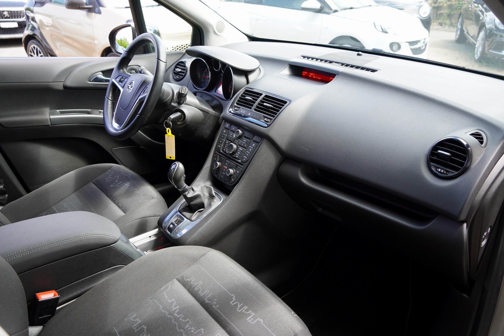 OPEL Meriva 1.4 Turbo Enjoy-image-10