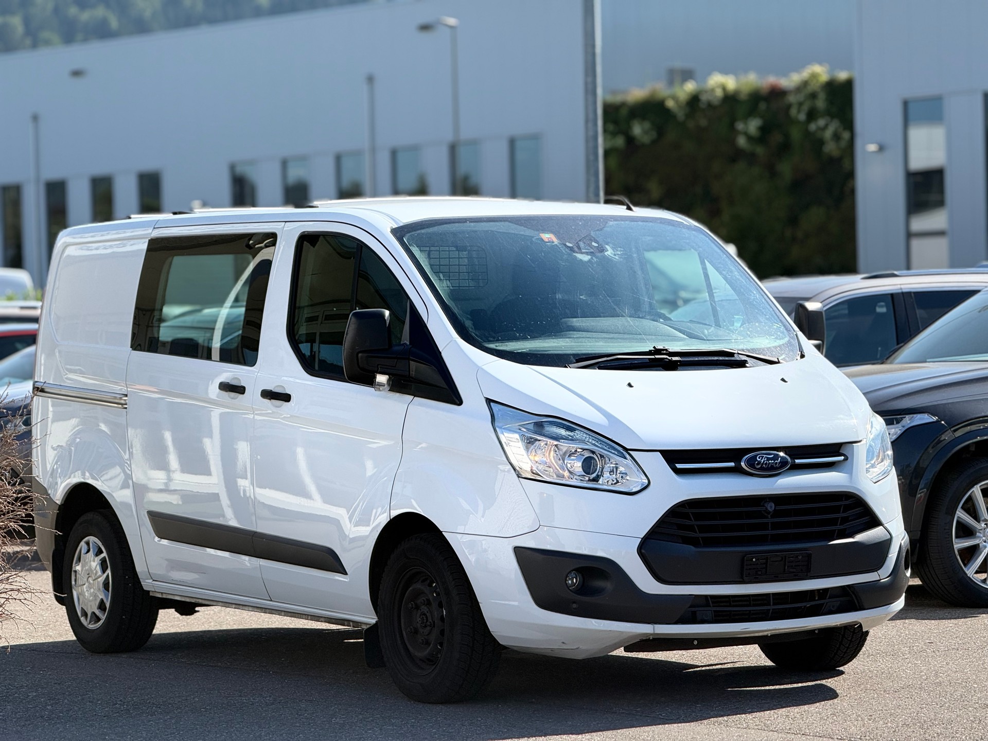 FORD Transit Custom Van 270 L1H1 Ambiente-image-0