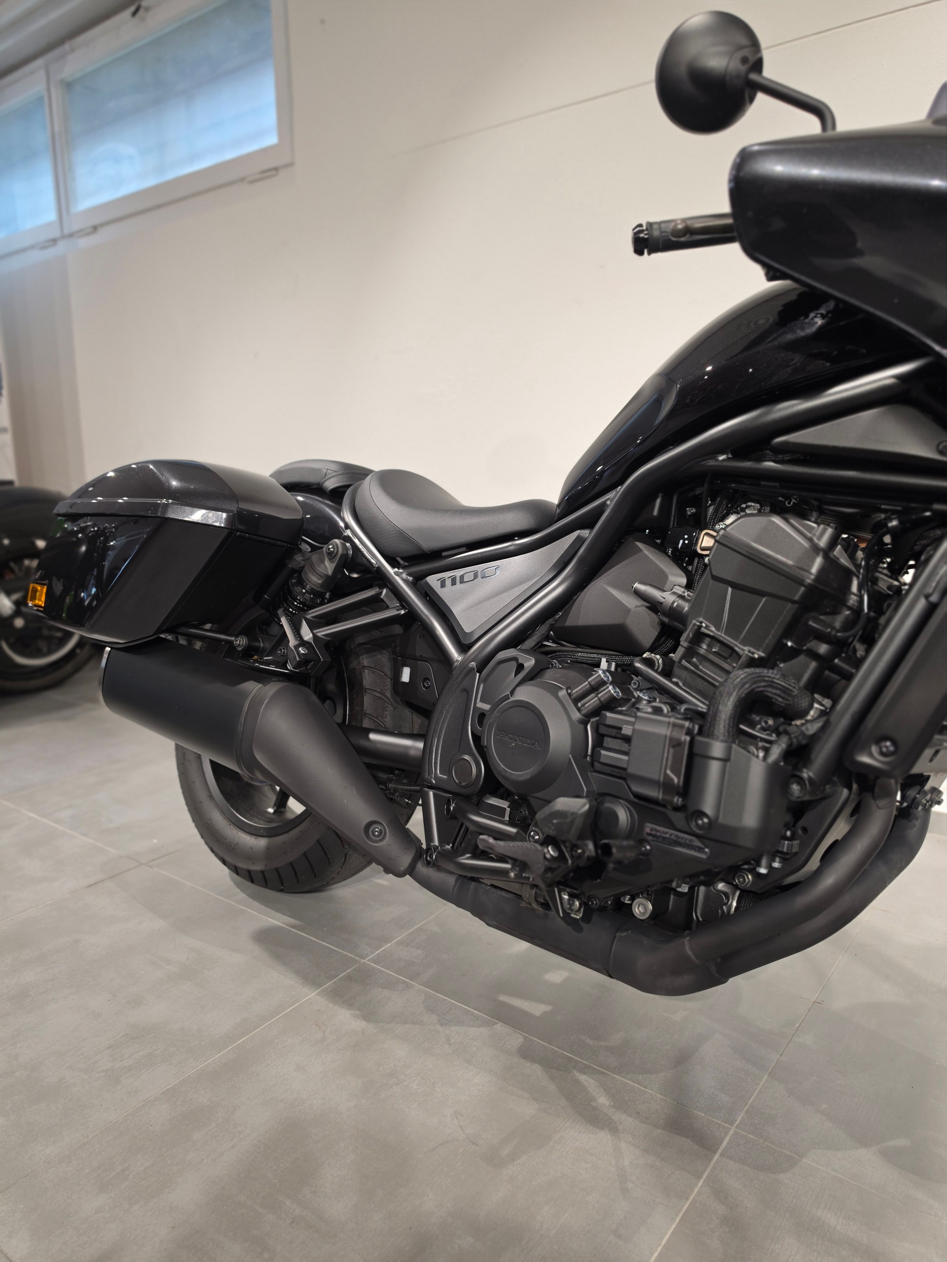 HONDA CMX 1100 Rebel Special Edition DCT-showroom-element-3