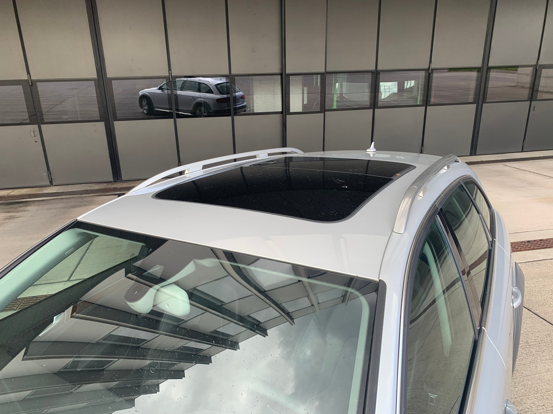 AUDI A4 allroad 2.0 TFSI quattro S-tronic-image-5