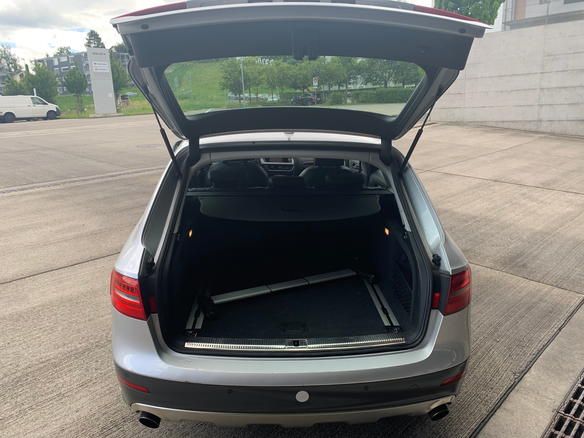 AUDI A4 allroad 2.0 TFSI quattro S-tronic-image-6