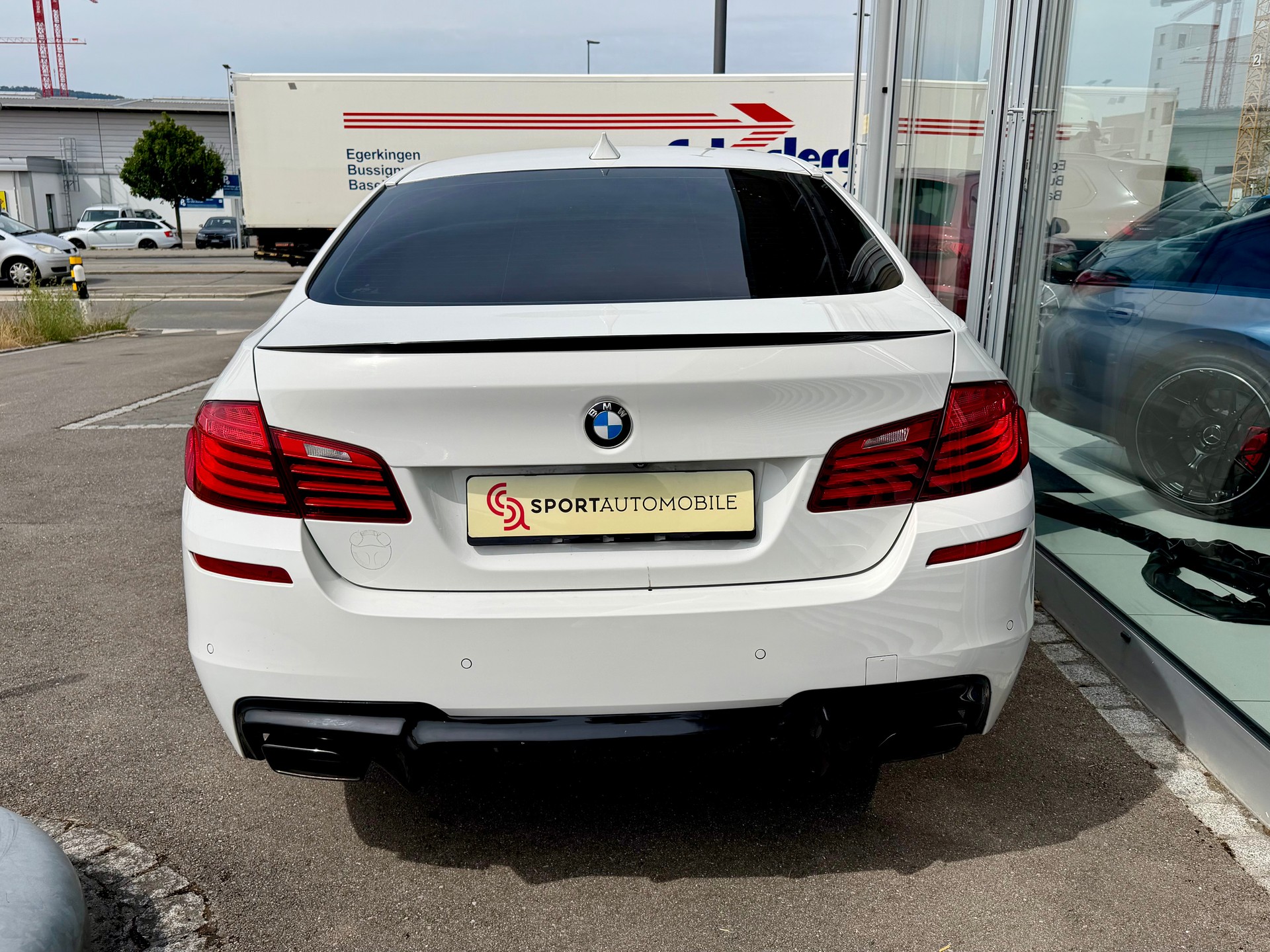 BMW M550d xDrive Steptronic-image-8