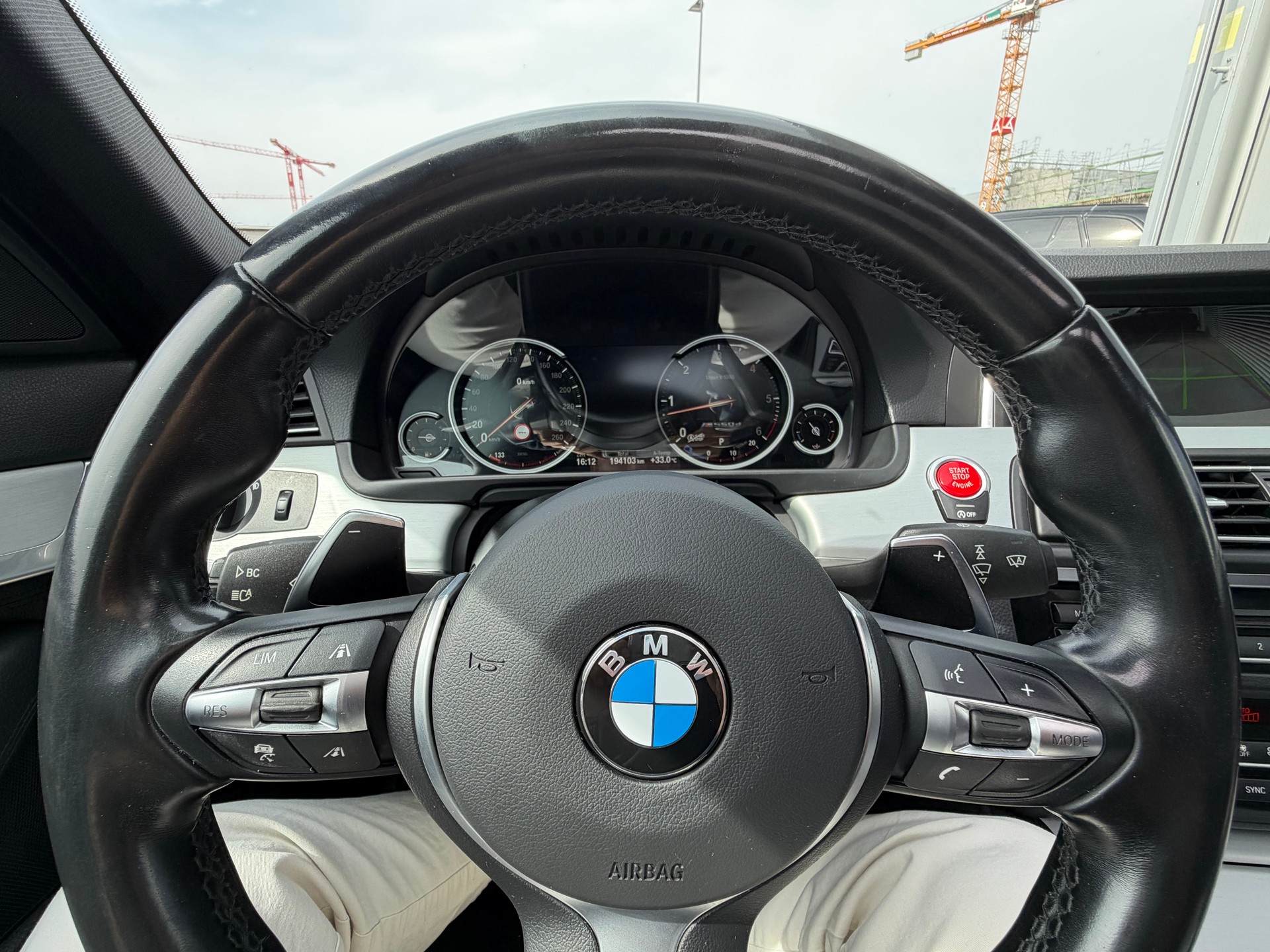 BMW M550d xDrive Steptronic-image-13