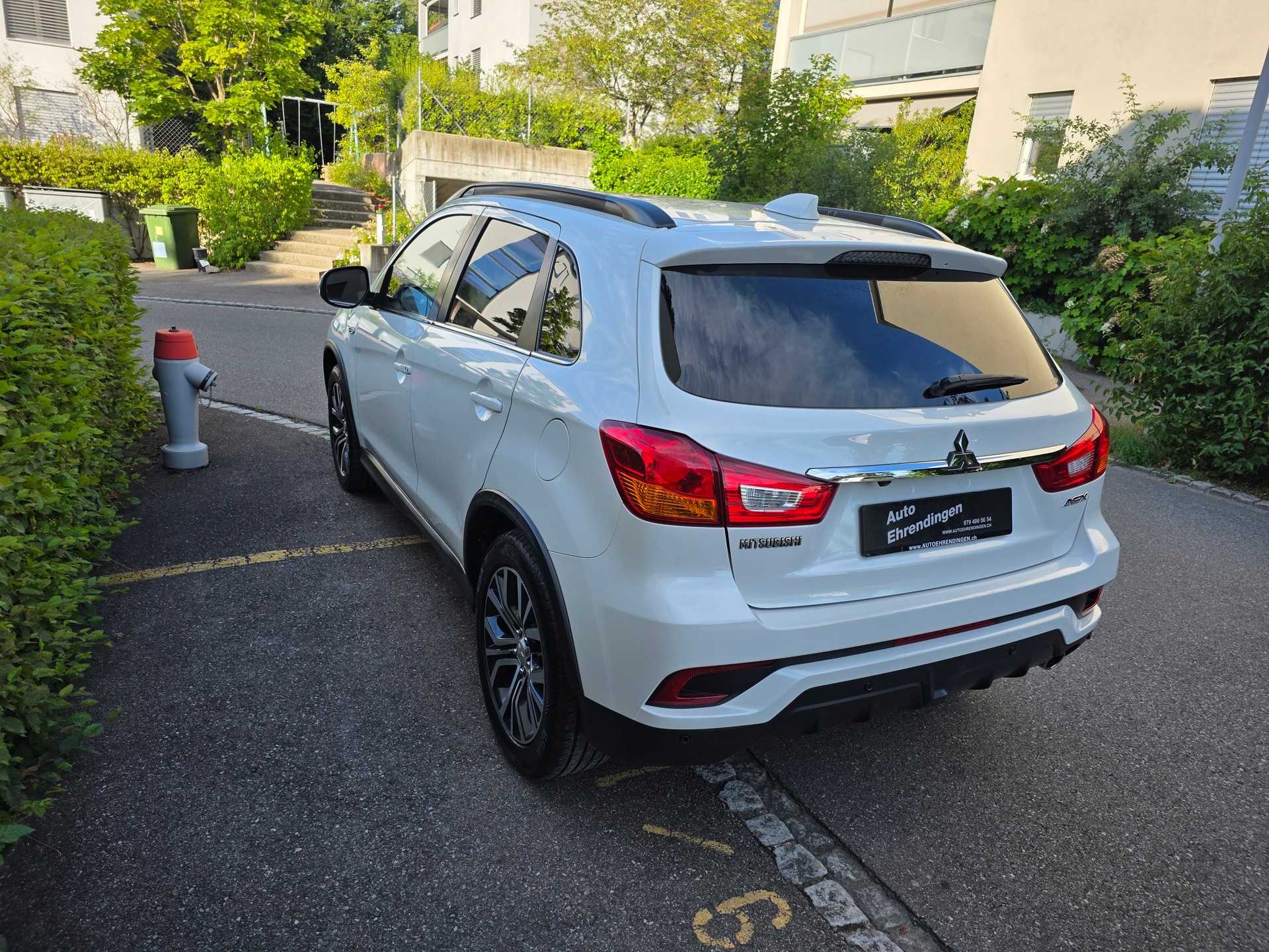 MITSUBISHI ASX 2.2 DID Diamond 4WD Automatic-image-6