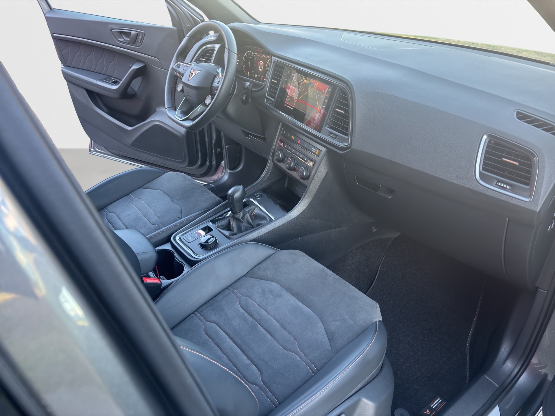 CUPRA Ateca 2.0TSI VZ 4Drive DSG-image-13