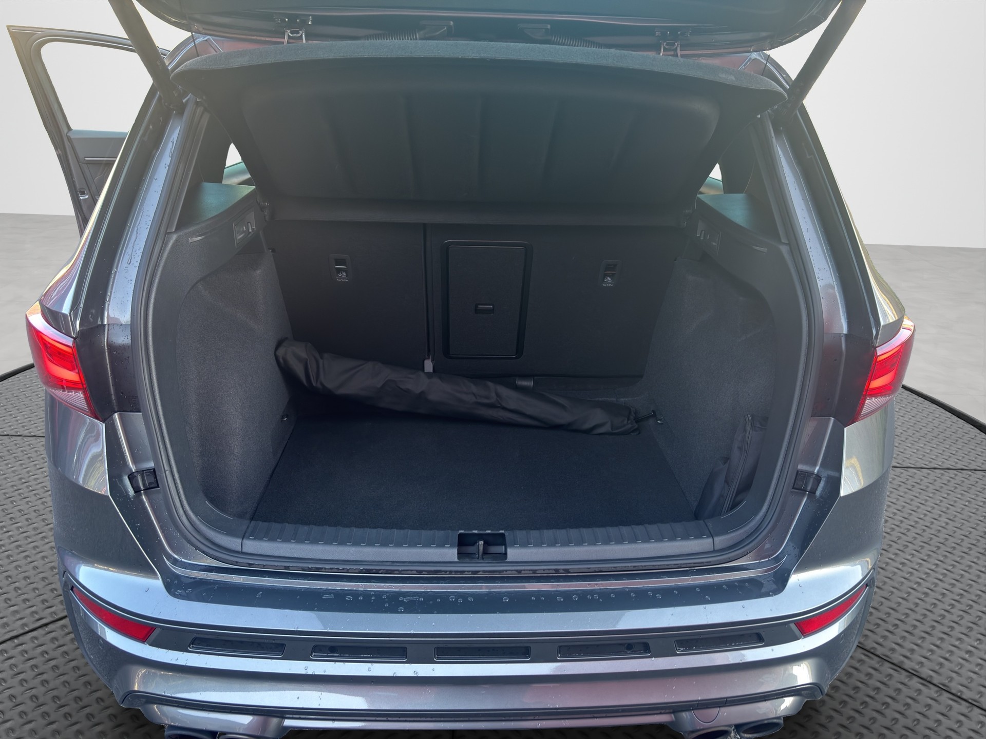 CUPRA Ateca 2.0TSI VZ 4Drive DSG-image-14