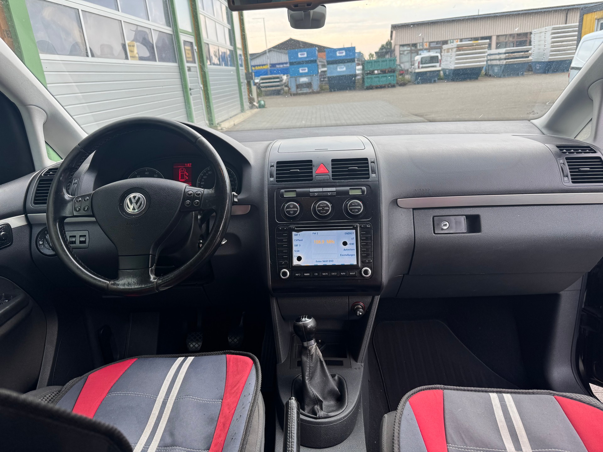VW Touran 1.4 TSI Highline-image-5