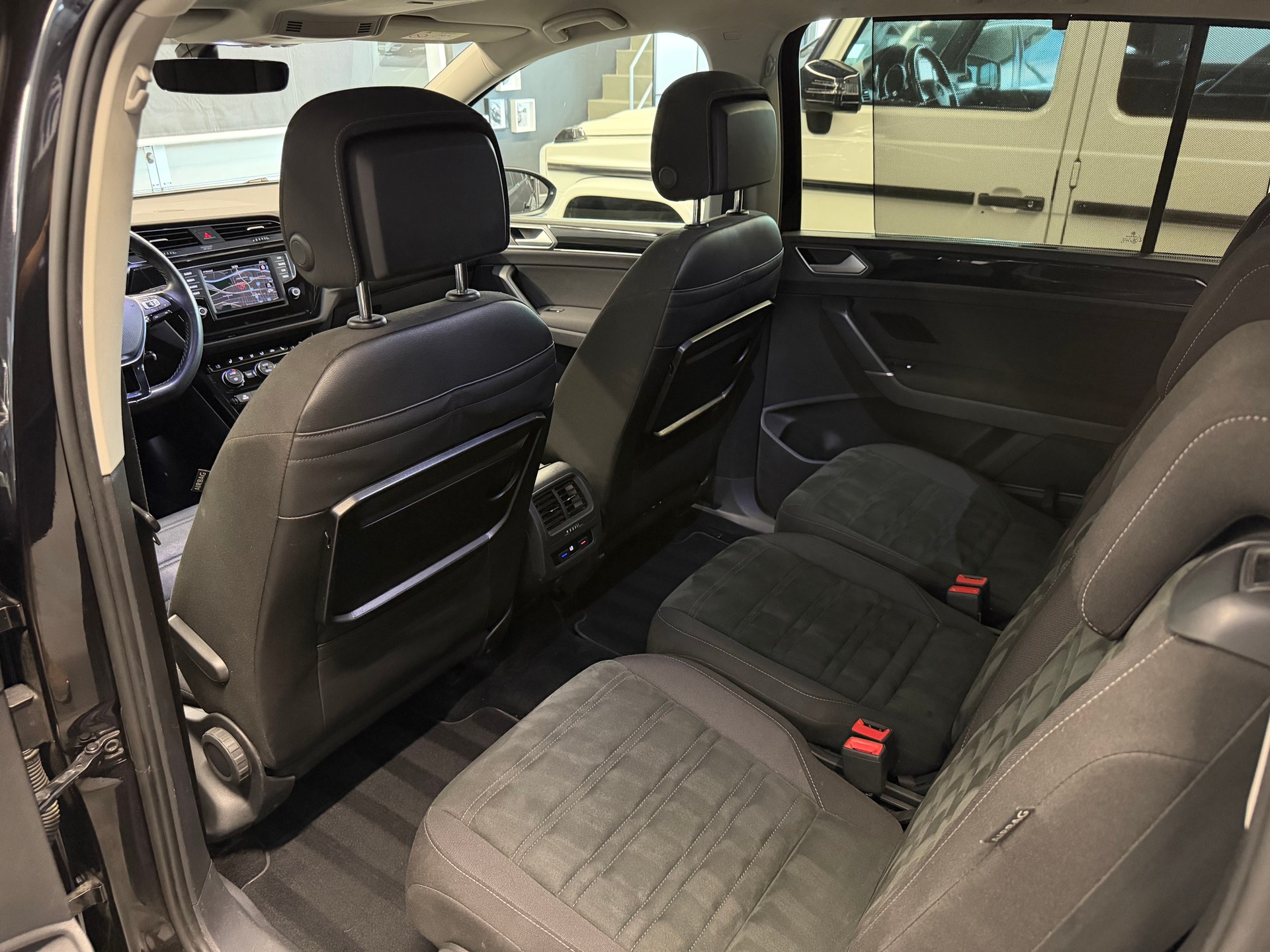 VW Touran 1.4 TSI BlueMotion Technology Highline DSG 7-Sitzer-image-20