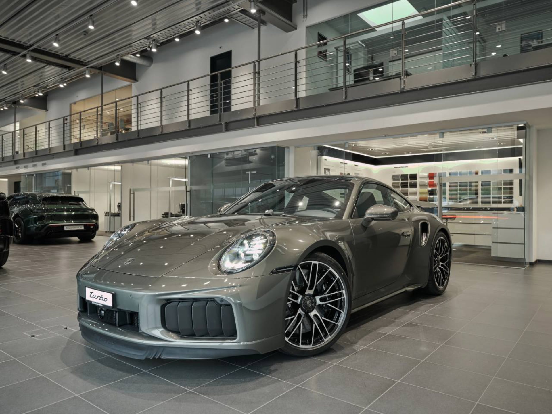 PORSCHE 911 Turbo S-image-7