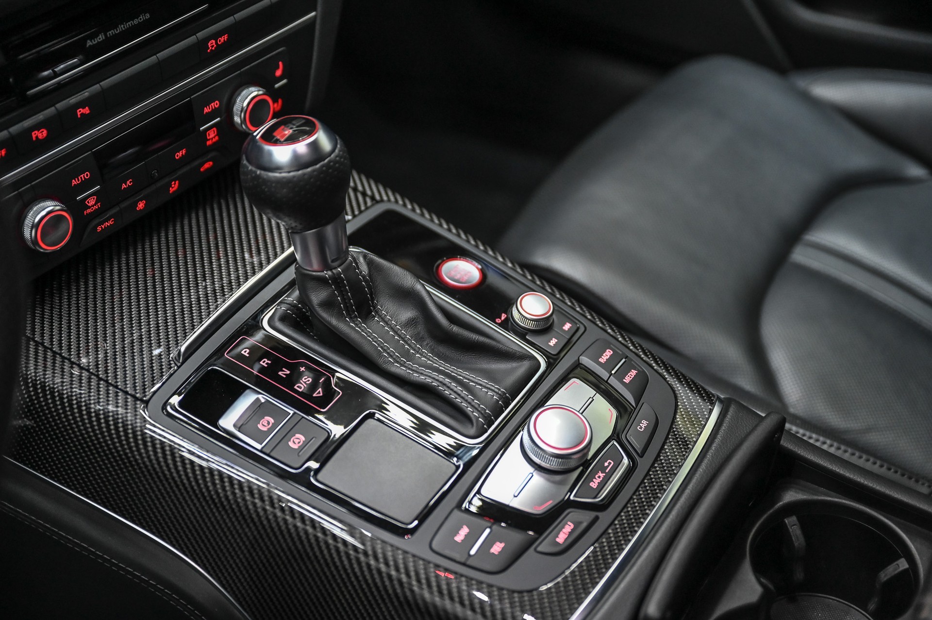 AUDI AUDI RS6 Avant 4.0 TFSI V8 performance quattro-image-30