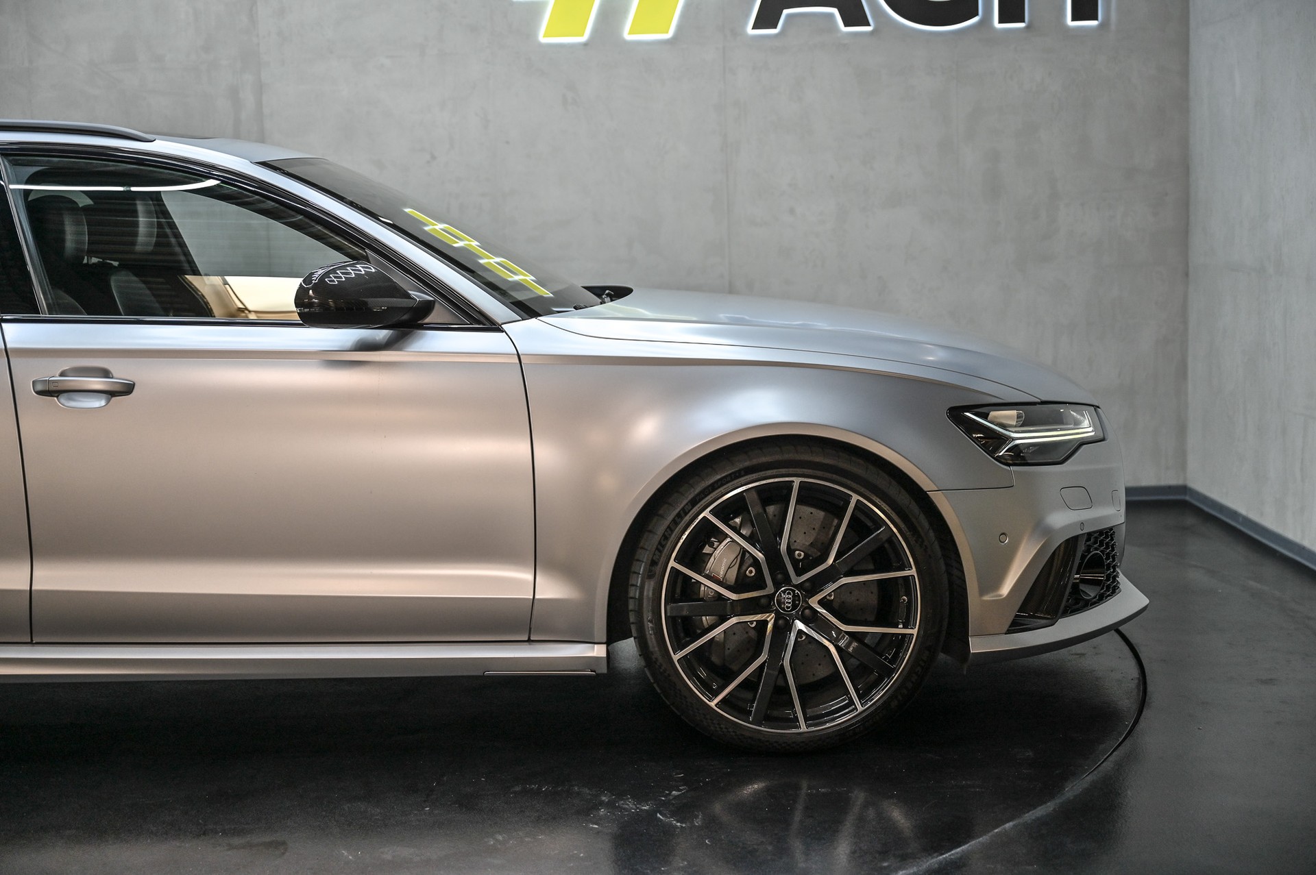 AUDI AUDI RS6 Avant 4.0 TFSI V8 performance quattro-image-13