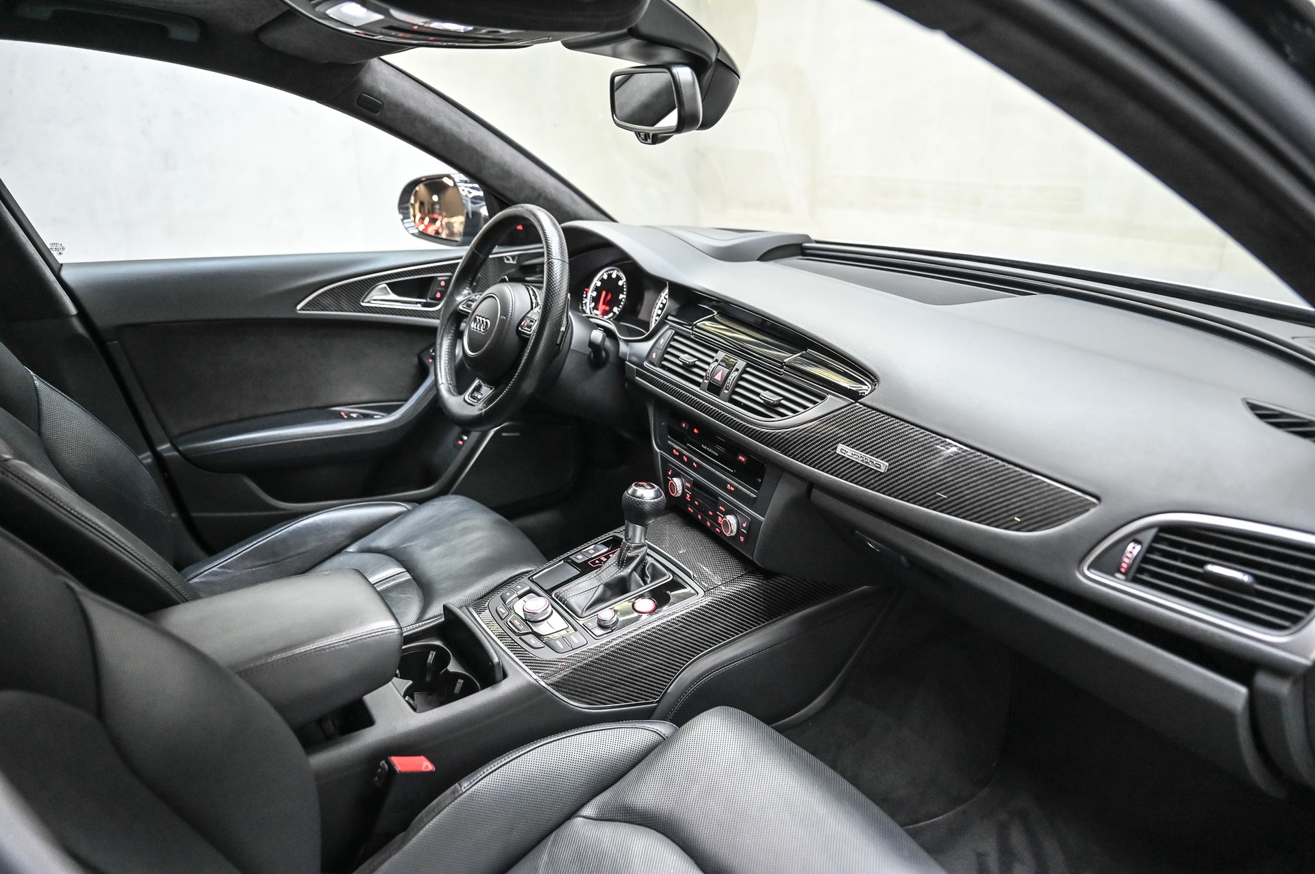 AUDI AUDI RS6 Avant 4.0 TFSI V8 performance quattro-image-24