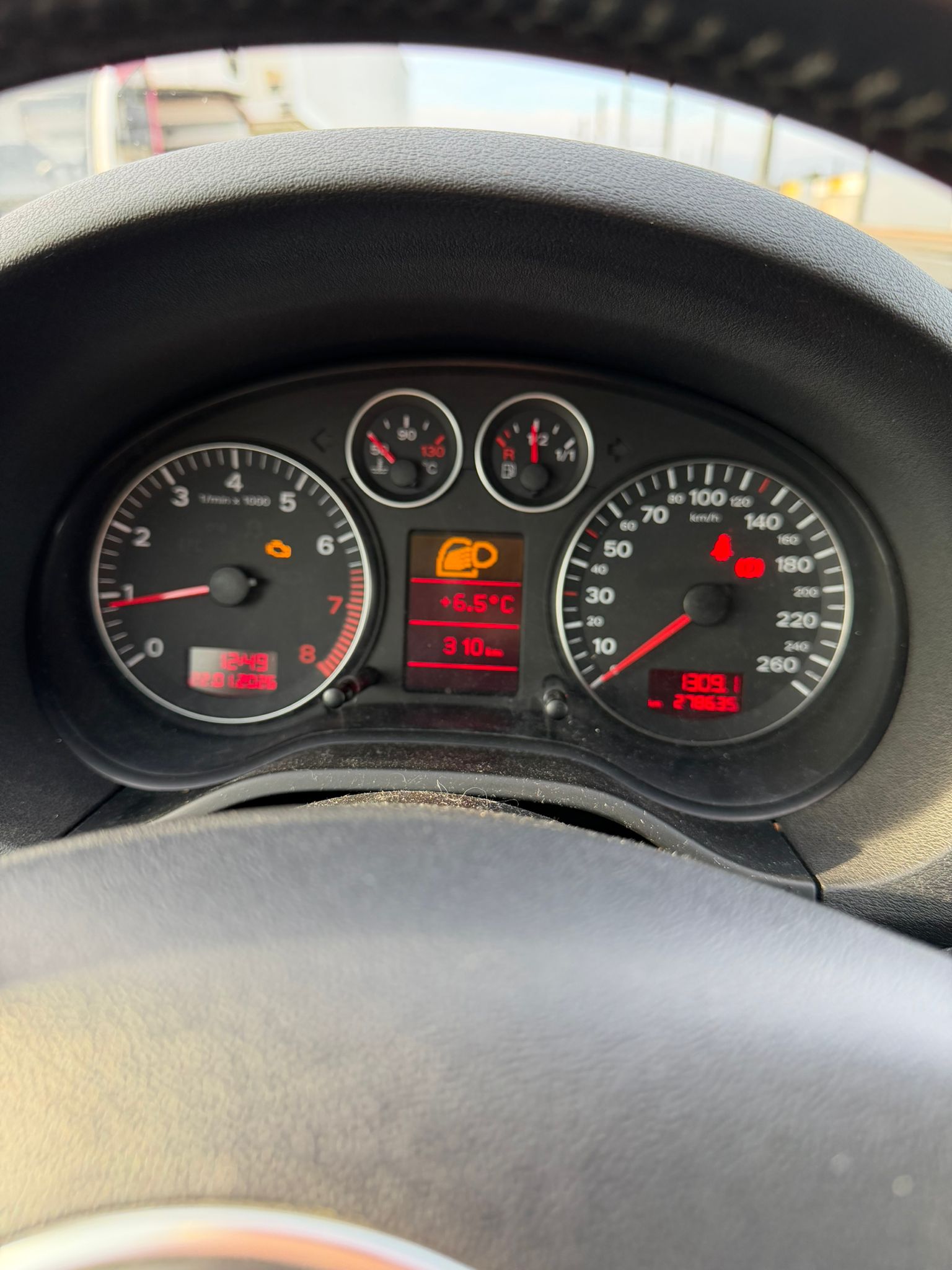 VW Golf 1.6-image-9