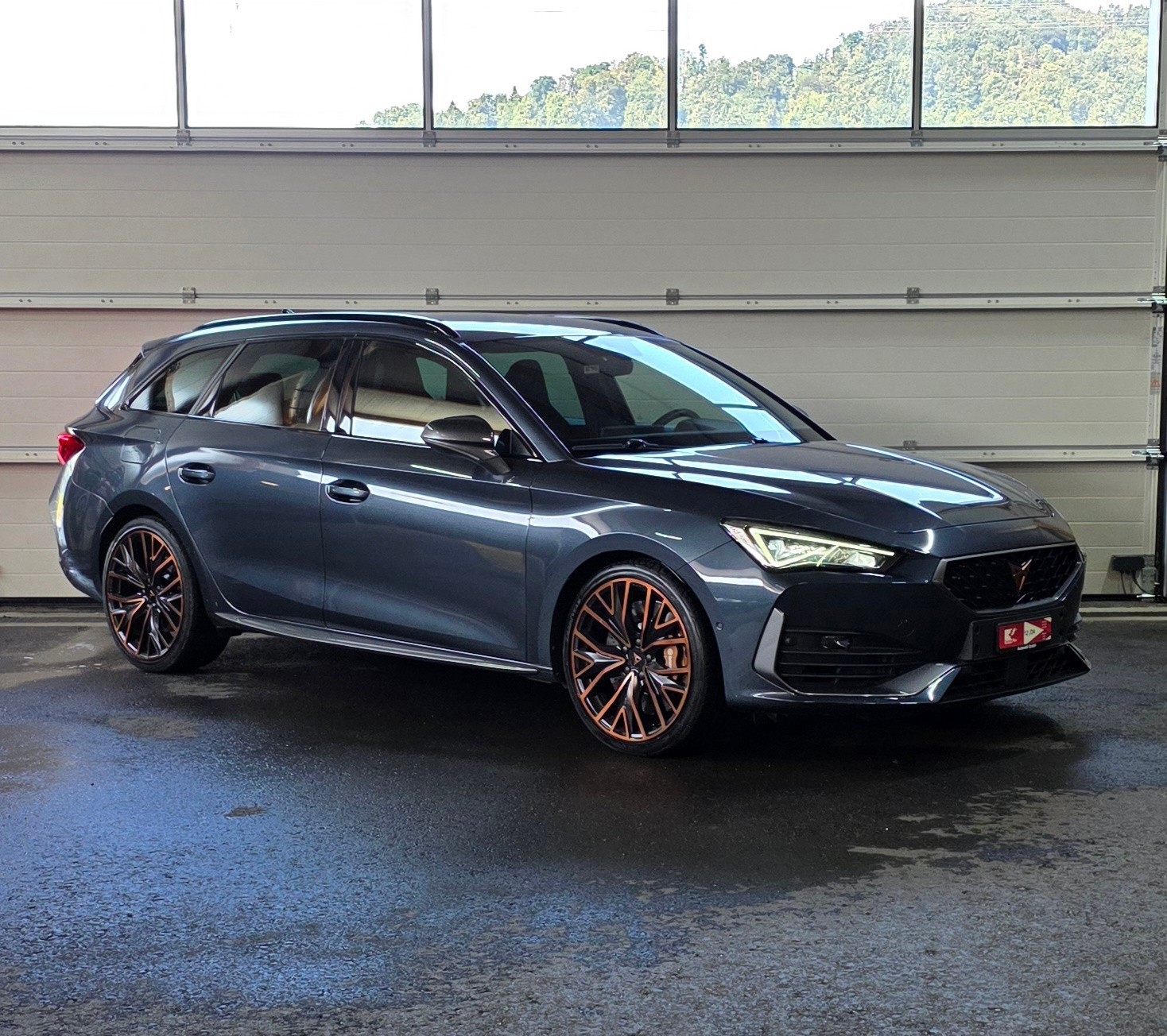 CUPRA LEON ST 2.0 TSI VZ DSG 4Drive *Anhängerkupplung*Spurhalte-&AbstandsAssistent*Rückfahrkamera*Ambientebeleuchtung*-image-6
