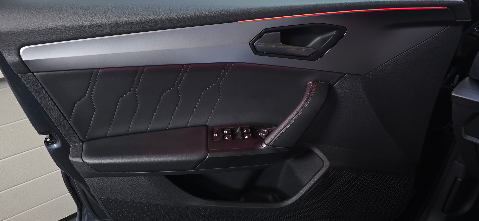 CUPRA LEON ST 2.0 TSI VZ DSG 4Drive *Anhängerkupplung*Spurhalte-&AbstandsAssistent*Rückfahrkamera*Ambientebeleuchtung*-image-25