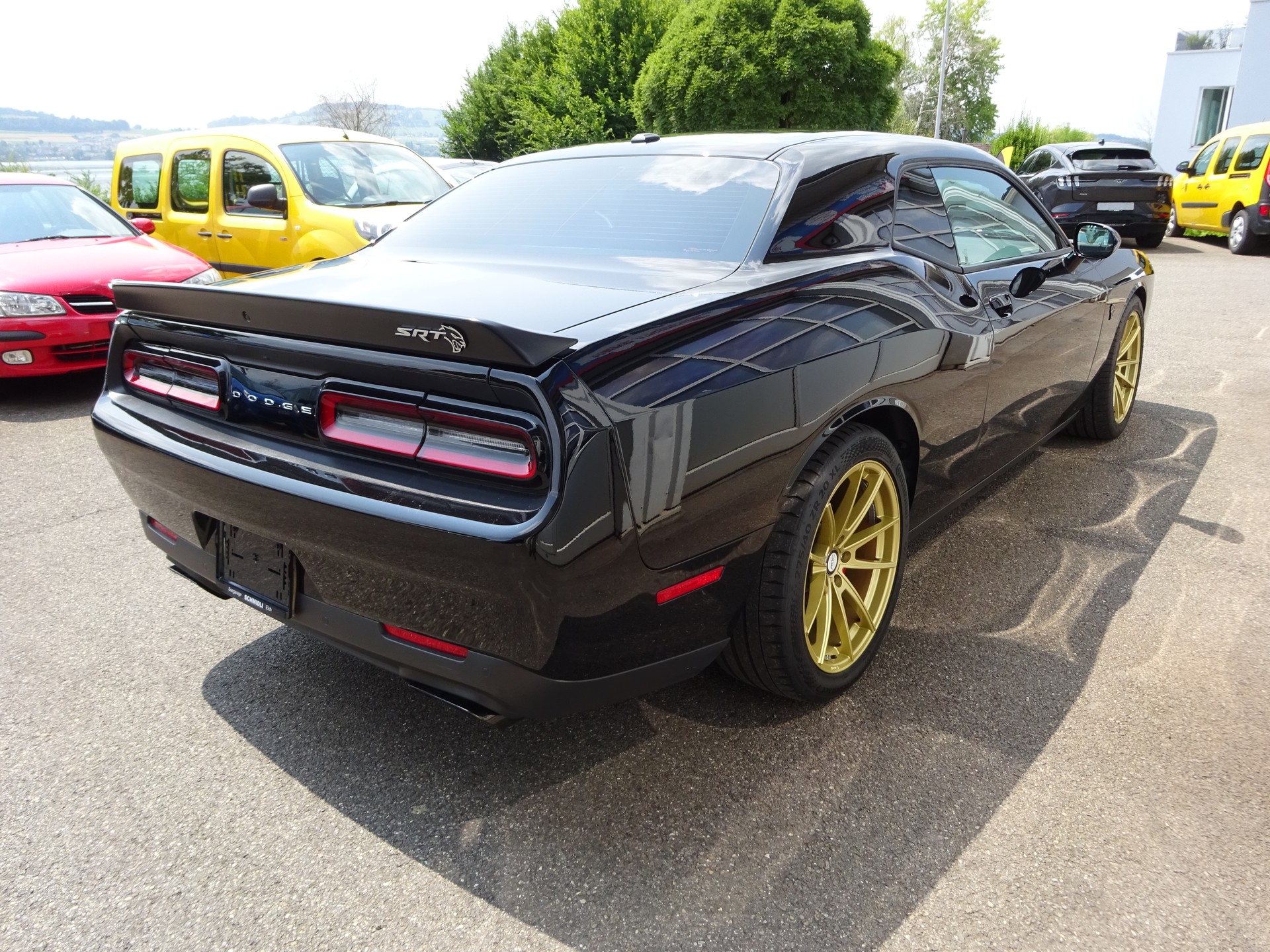 DODGE Hellcat-image-2