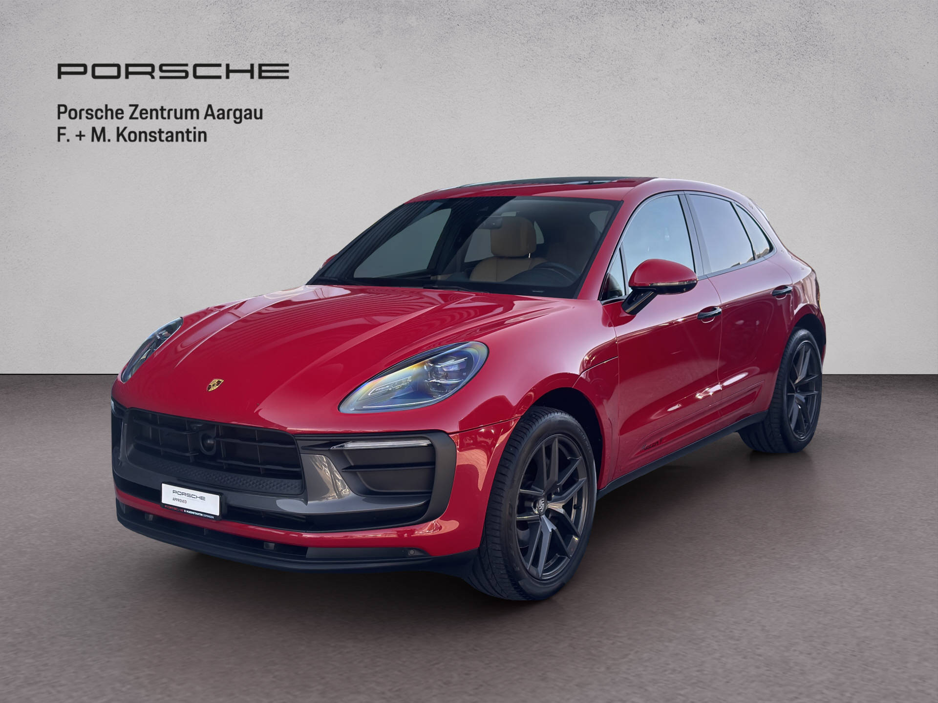 PORSCHE Macan T