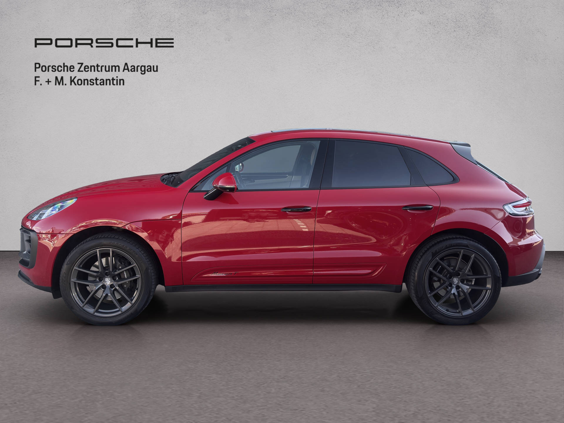 PORSCHE Macan T-image-2
