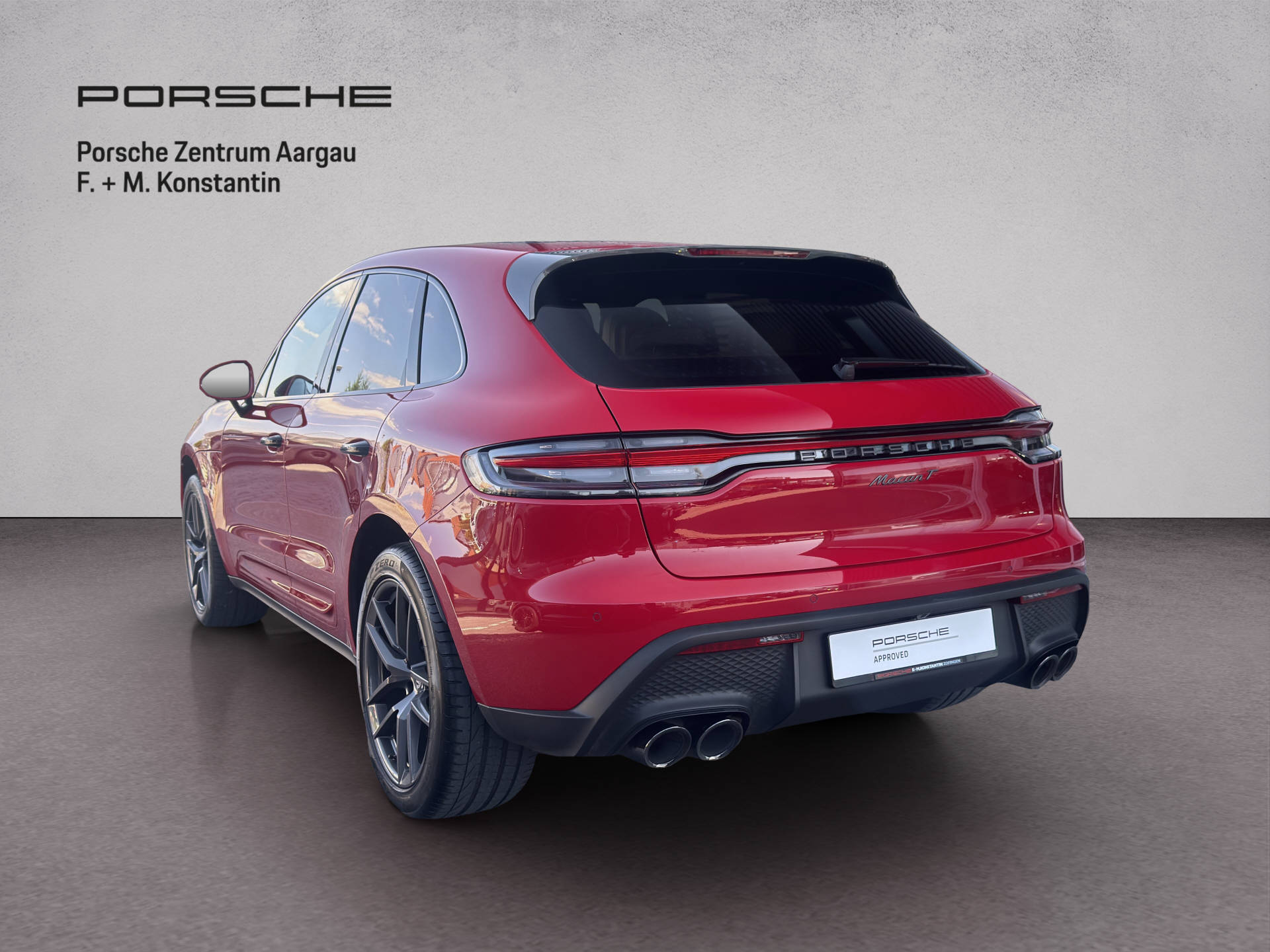 PORSCHE Macan T-image-3