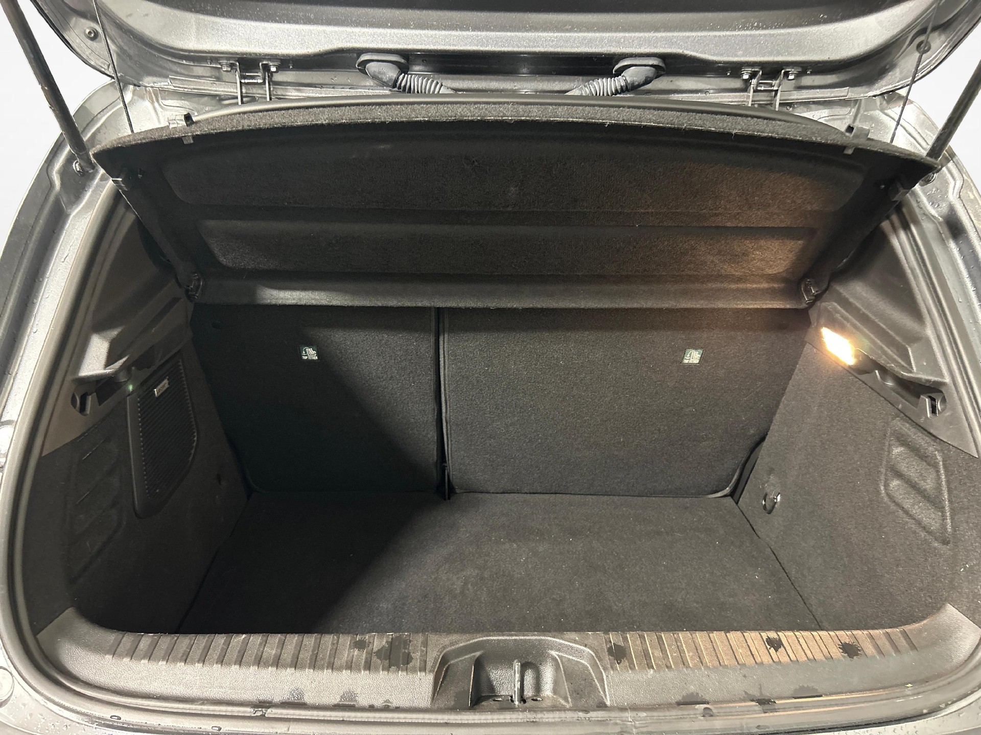MITSUBISHI Colt 1.6 HEV Instyle-image-11