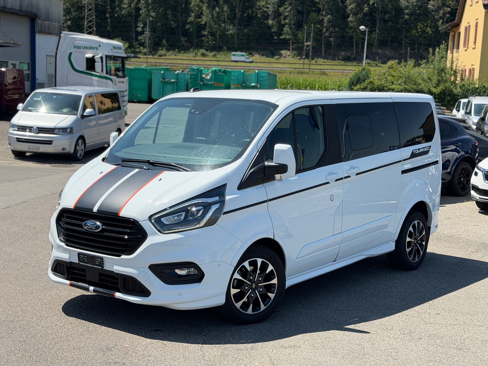 FORD Tourneo Custom 320 L1H1 Titanium A-image-12
