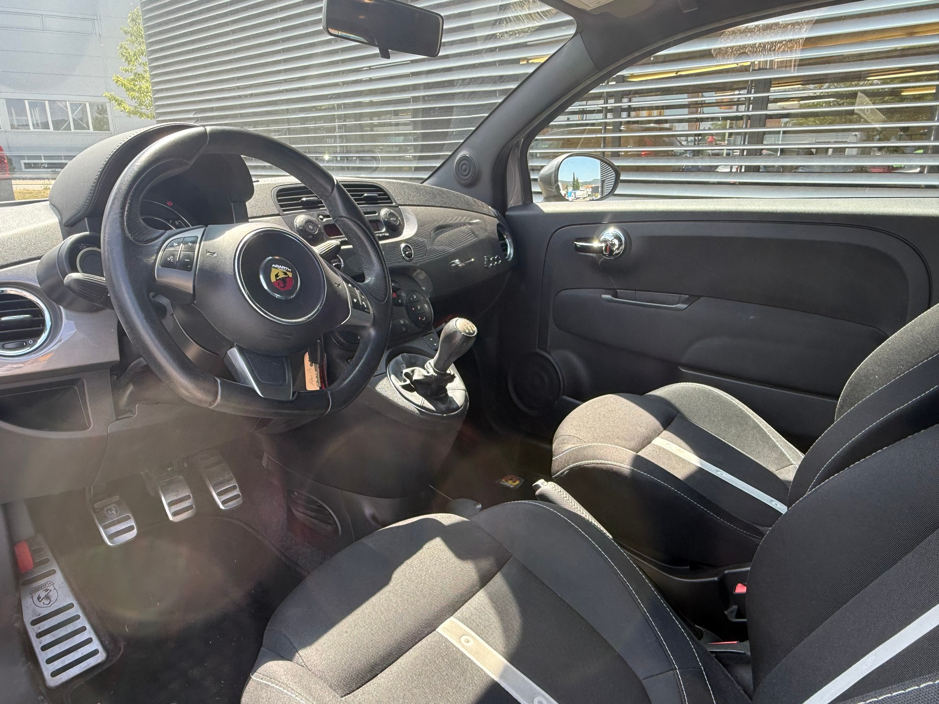 FIAT 500 1.4 16V Turbo Abarth-image-9