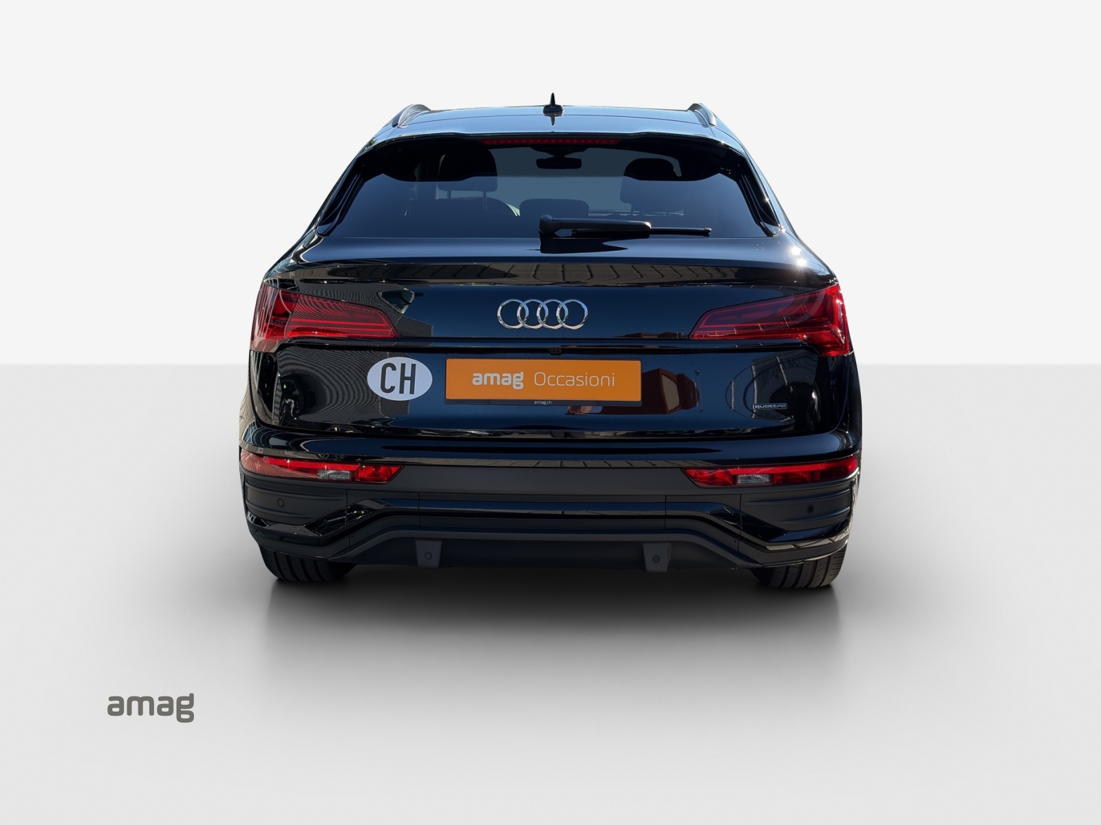 AUDI Q5 Sportback 40 TDI Blackedition quattro S-tronic-image-3