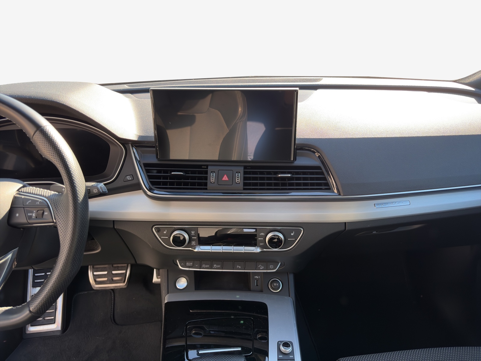 AUDI Q5 Sportback 40 TDI Blackedition quattro S-tronic-image-10