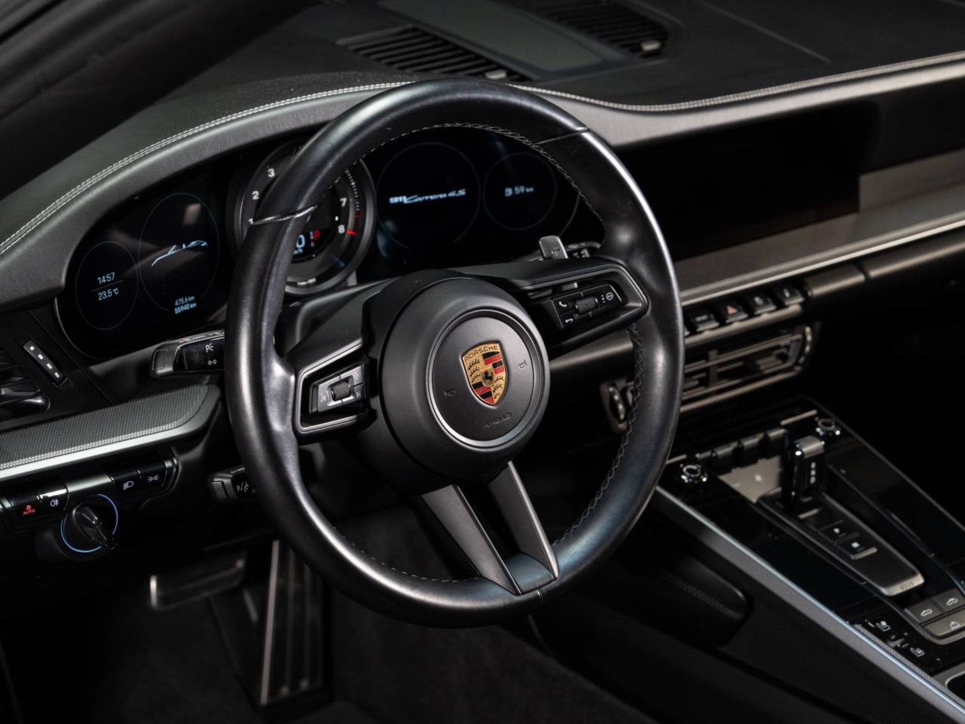 PORSCHE 911 Carrera 4S Cabriolet (MY21)-image-10