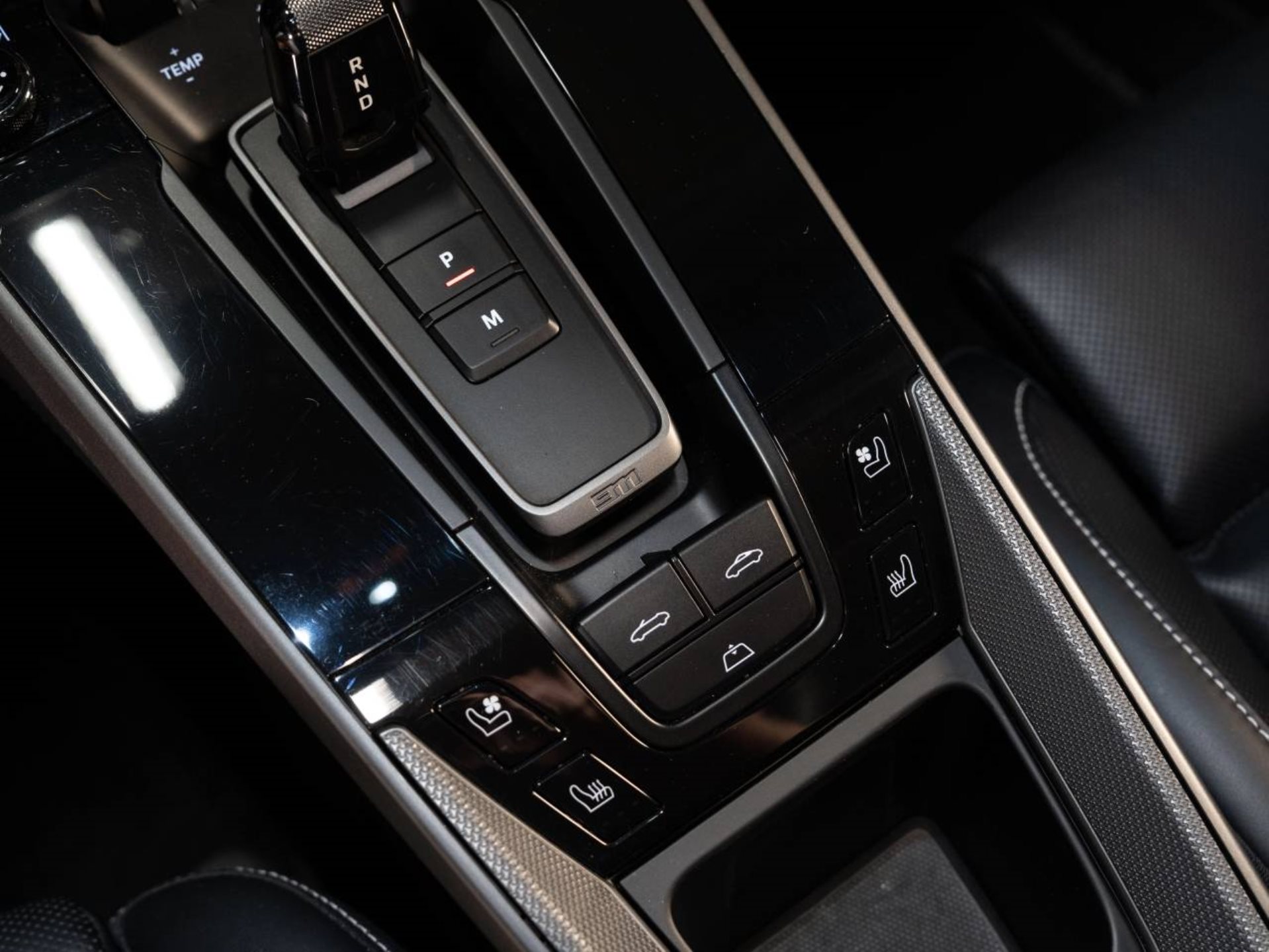 PORSCHE 911 Carrera 4S Cabriolet (MY21)-image-15