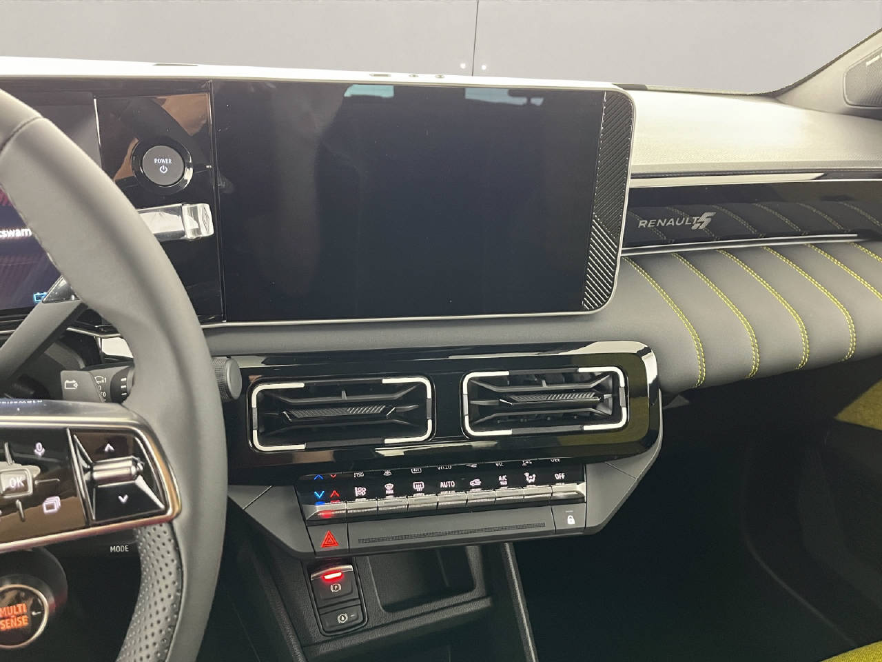 RENAULT R5 E-Tech Comfort Range iconic five-image-11