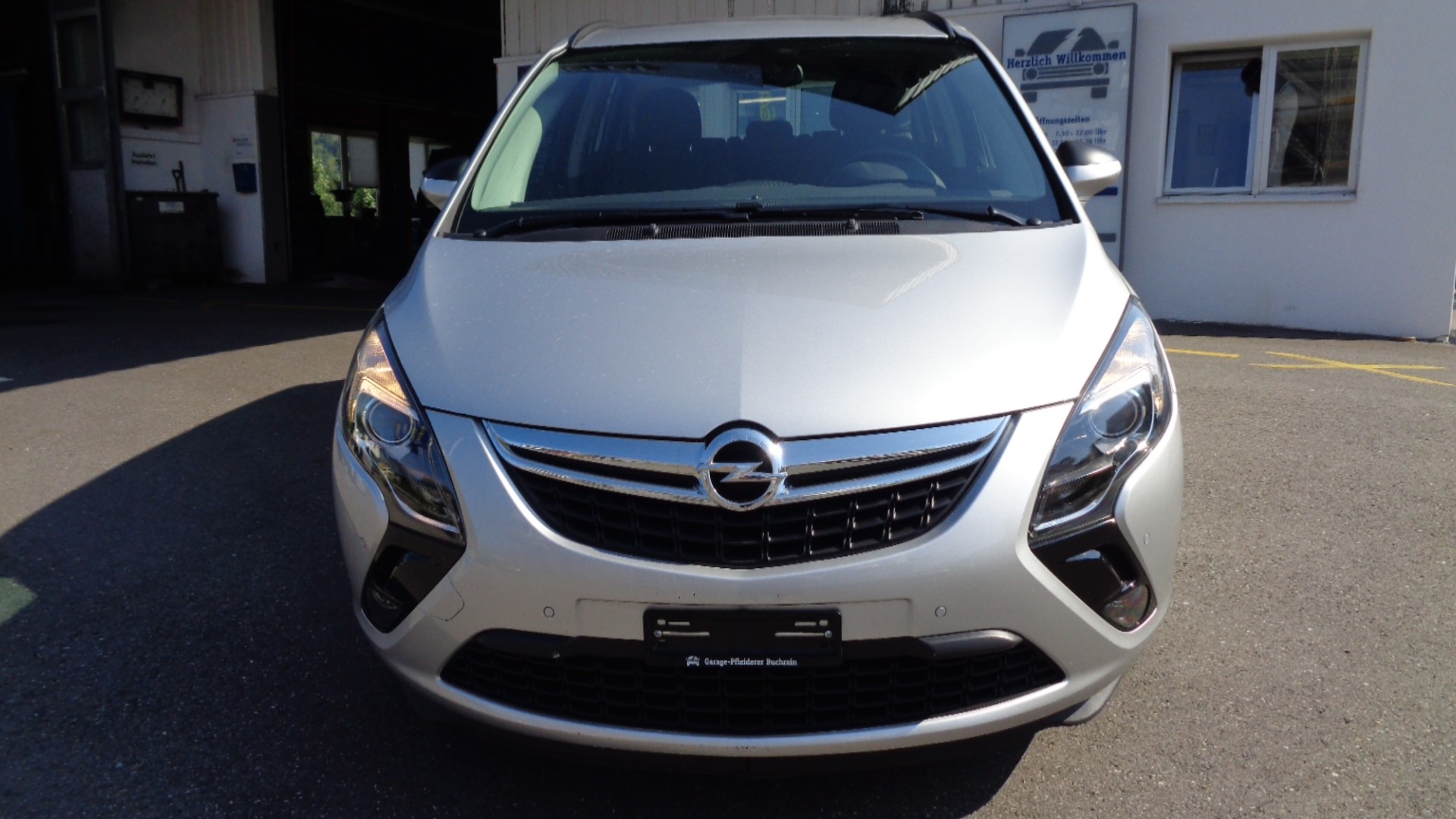 OPEL Zafira Tourer 1.4i 16V Turbo Enjoy Automatic-image-1