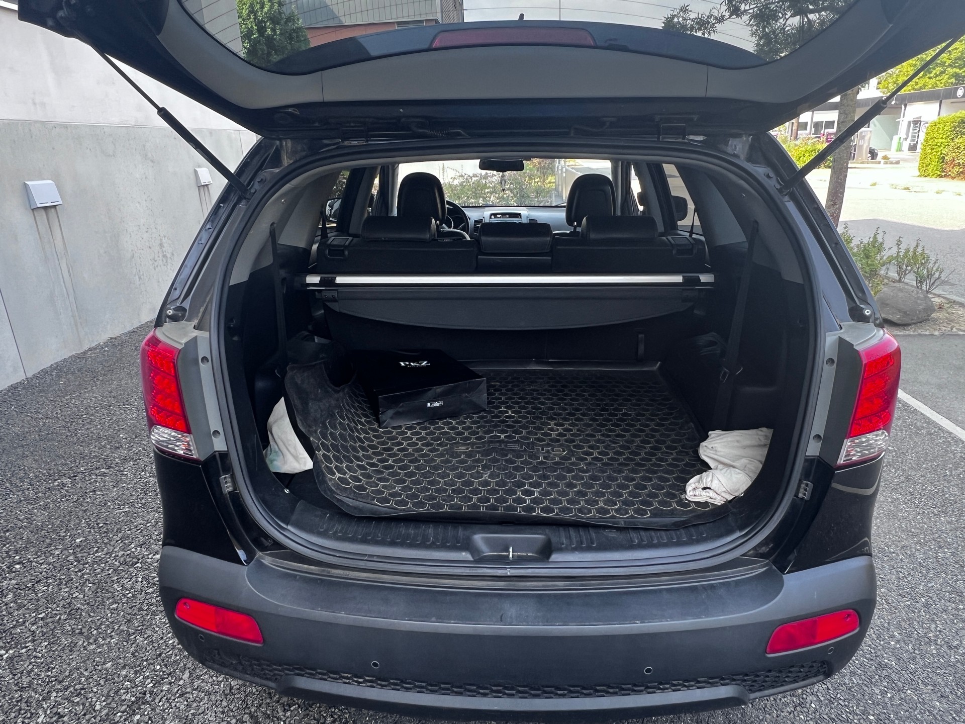 KIA Sorento 2.2 CRDI Style Automatic-image-8