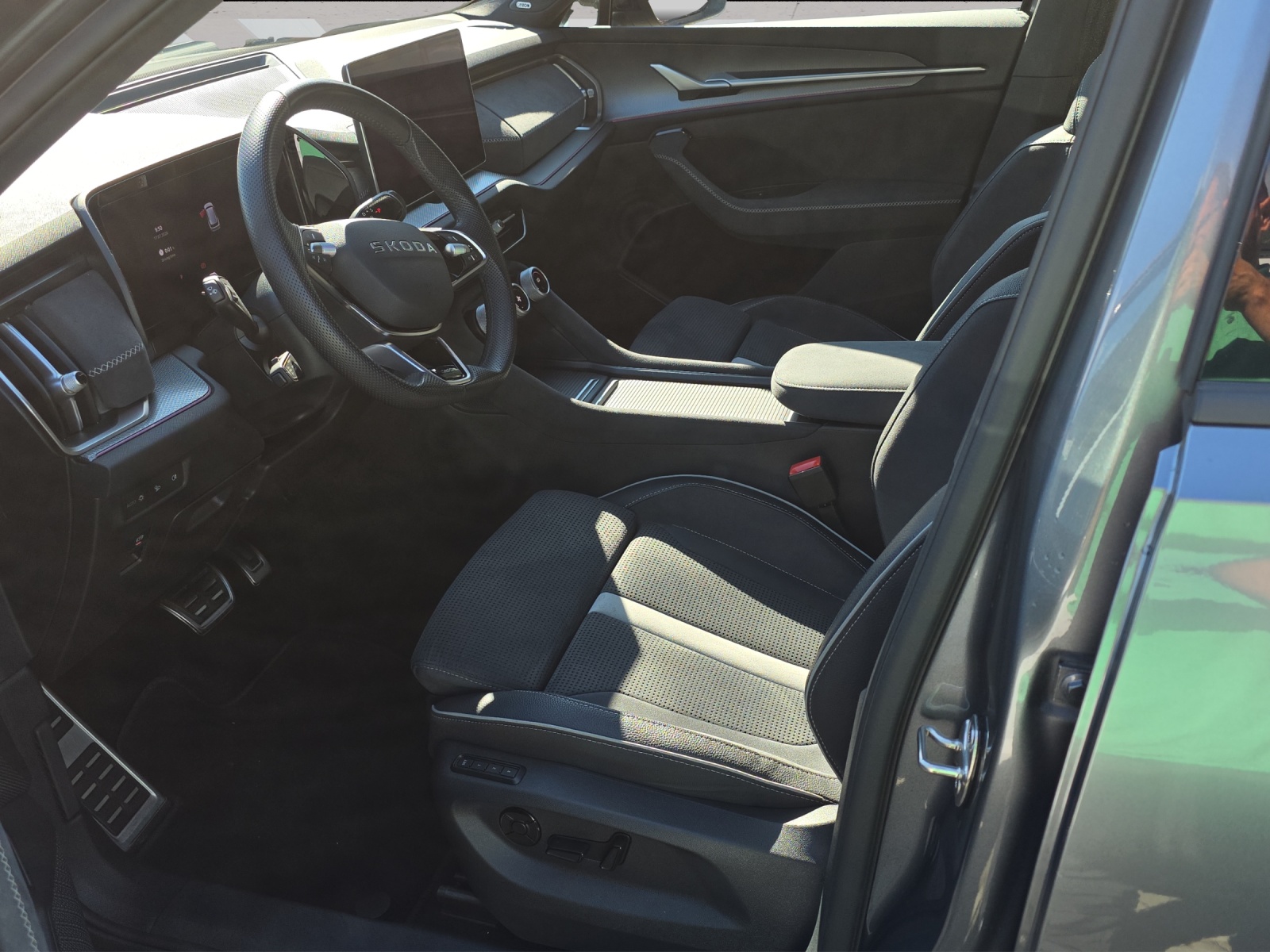 SKODA Kodiaq 1.5 TSI PHEV Sportline-image-4