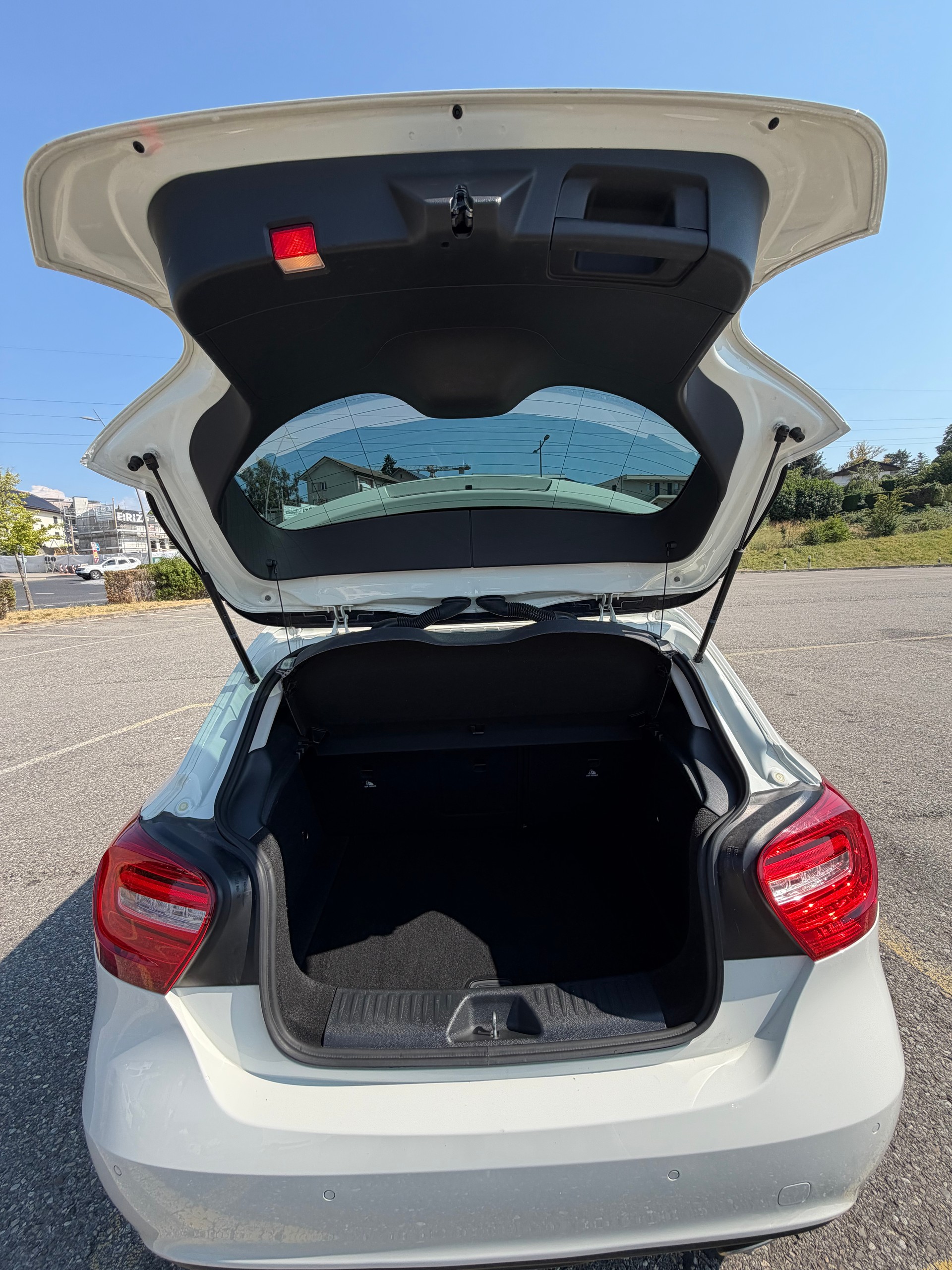 MERCEDES-BENZ A 180 CDI-image-4