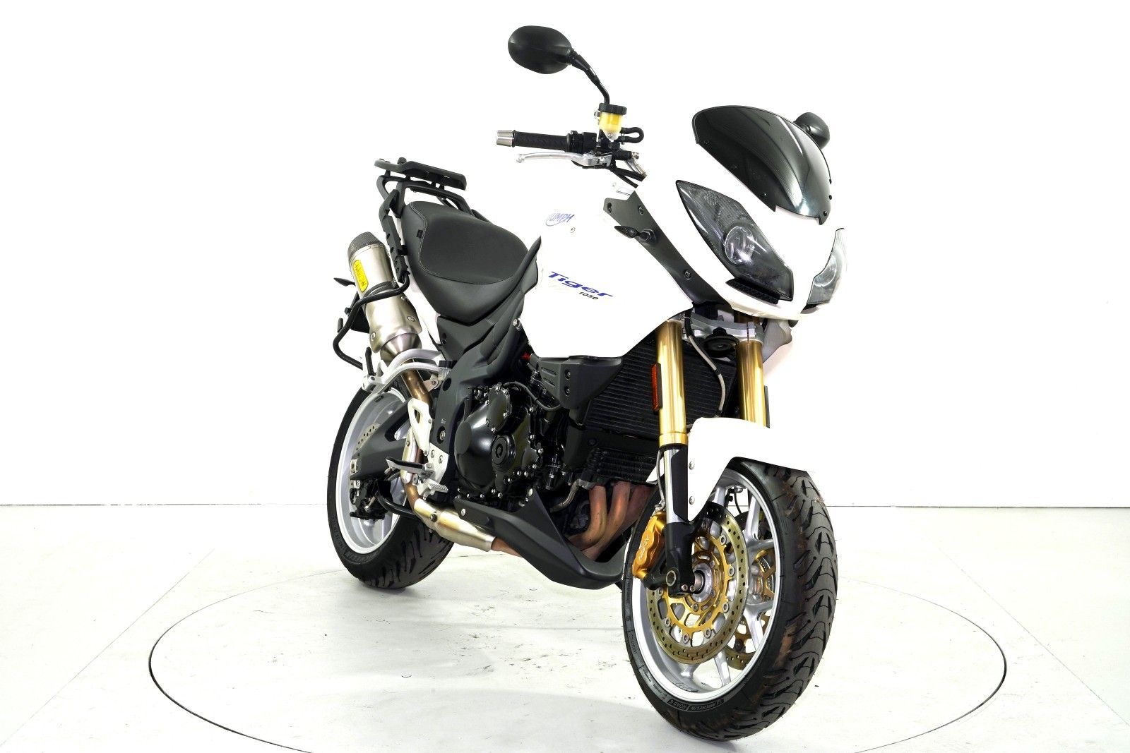 TRIUMPH Tiger 1050 ABS-showroom-element-1