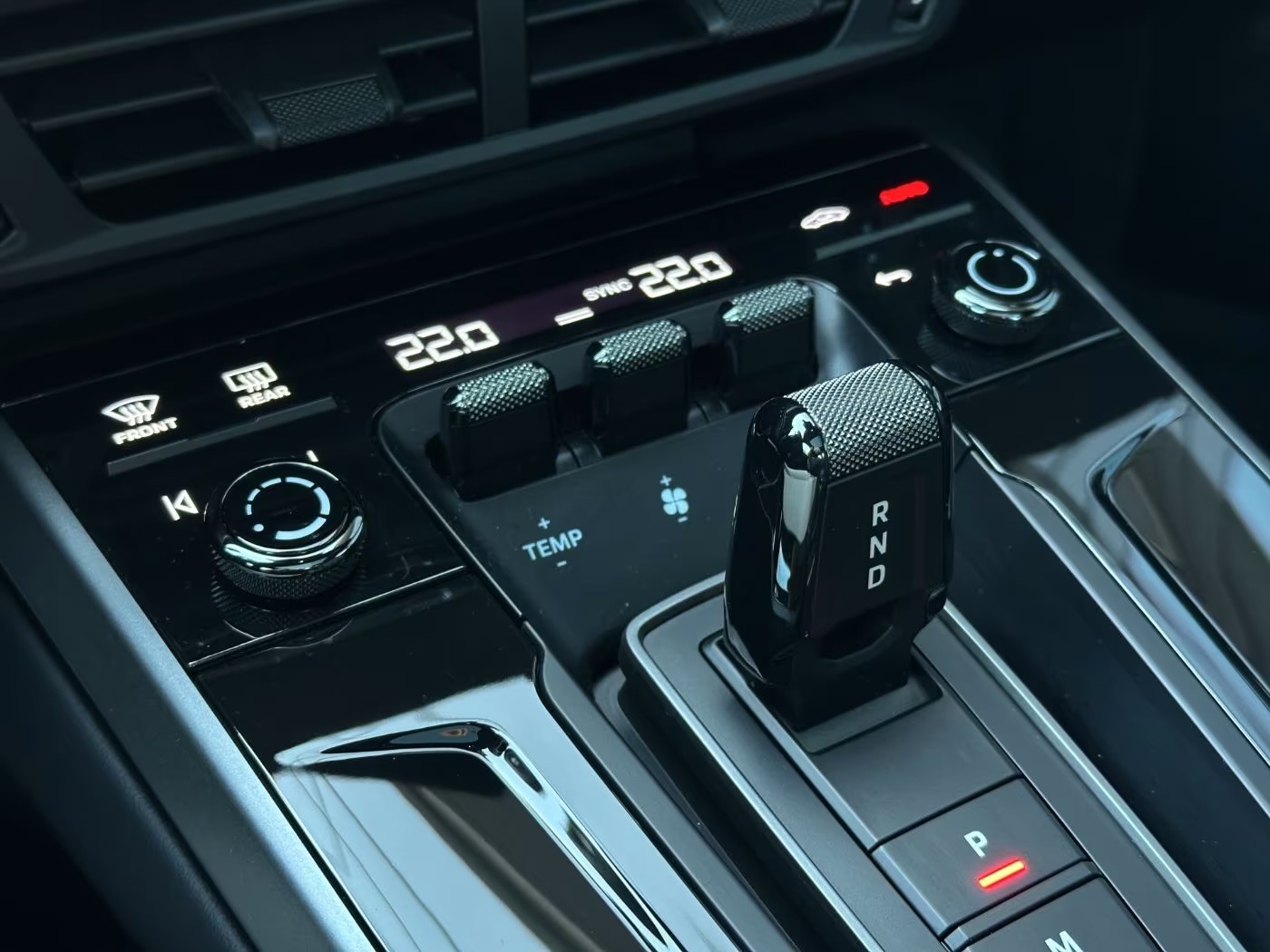PORSCHE 911 Carrera PDK-image-12