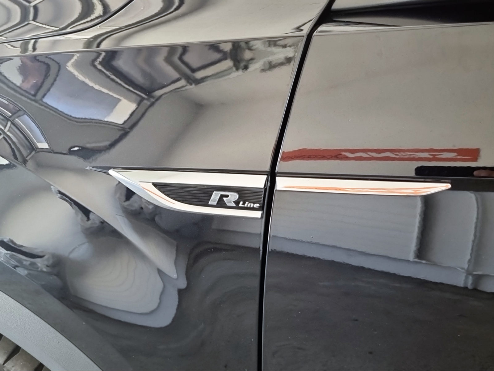 VW T-Roc 2.0 TSI Sport DSG 4Motion-image-17