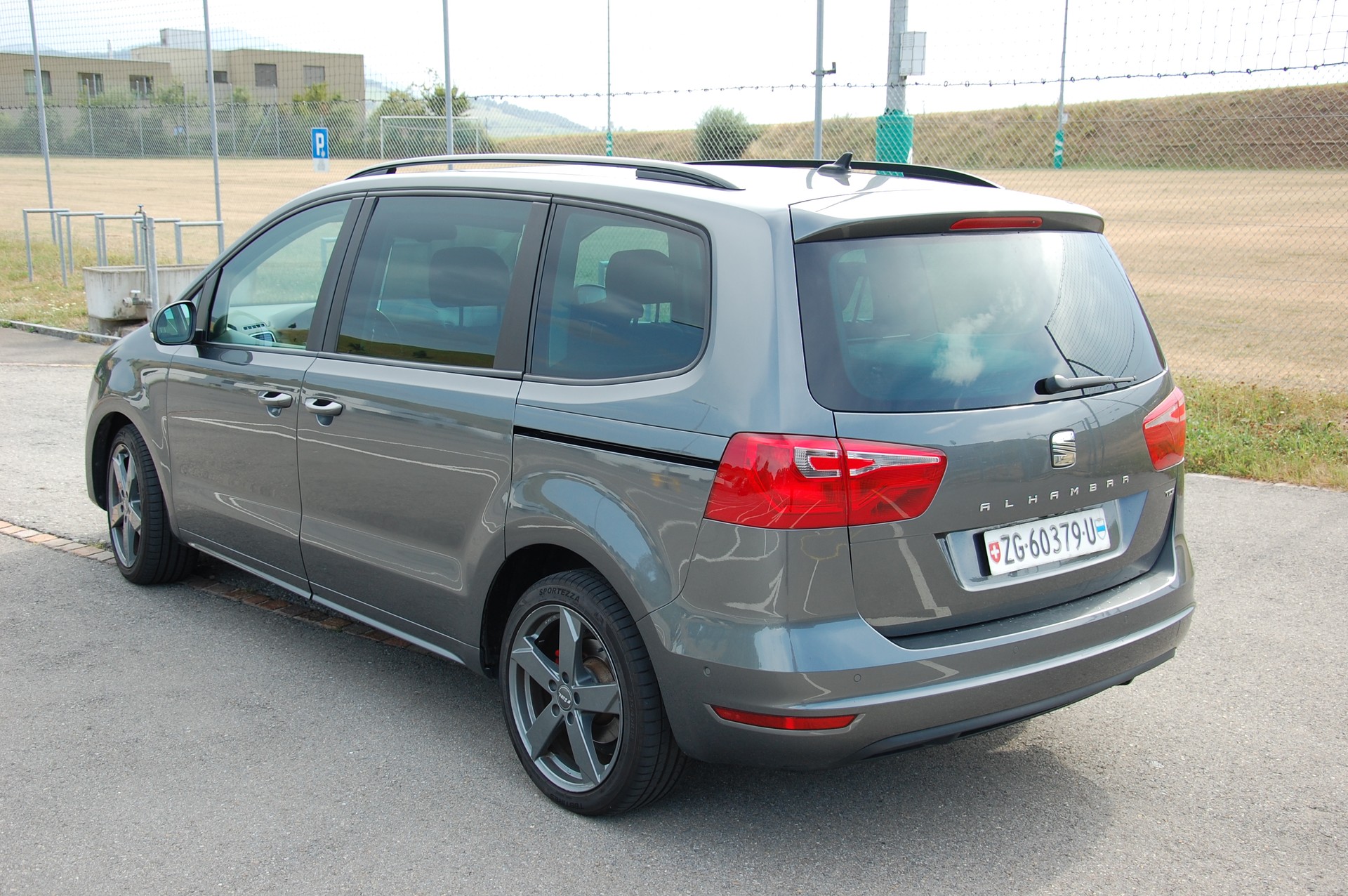 SEAT Alhambra 2.0 TDI Style Viva-image-2