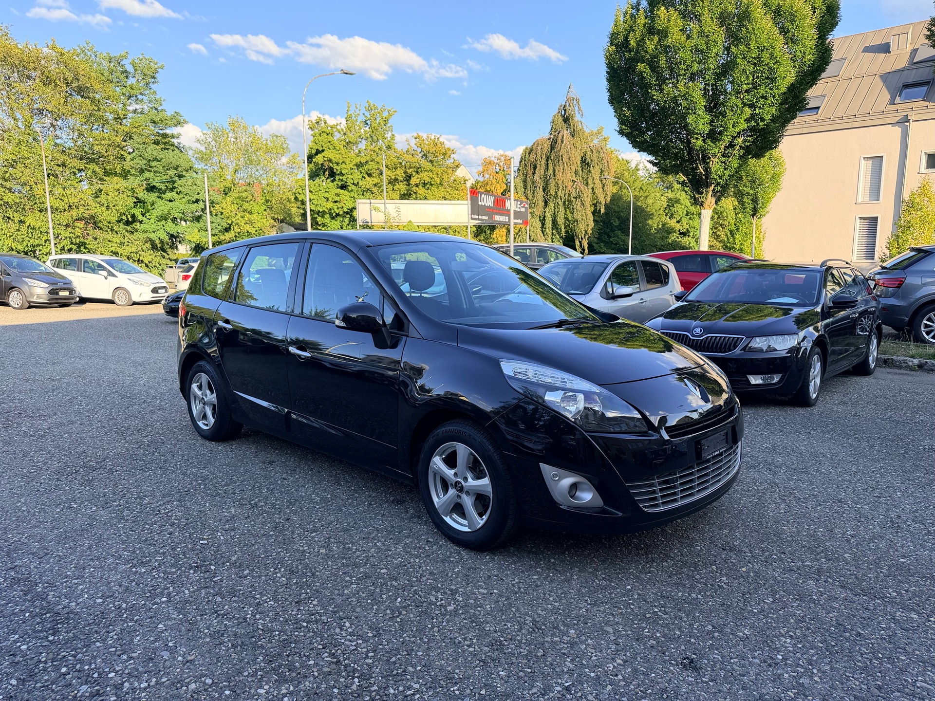 RENAULT Grand Scénic 1.9 dCi Dynamique-image-5