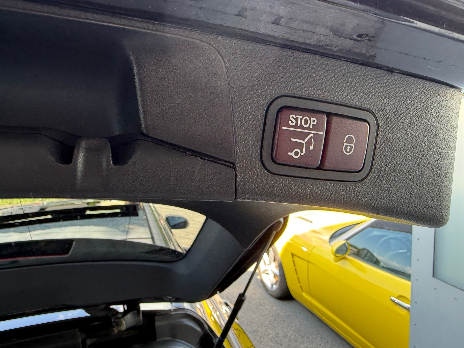 MERCEDES-BENZ C 63 AMG Speedshift-image-13