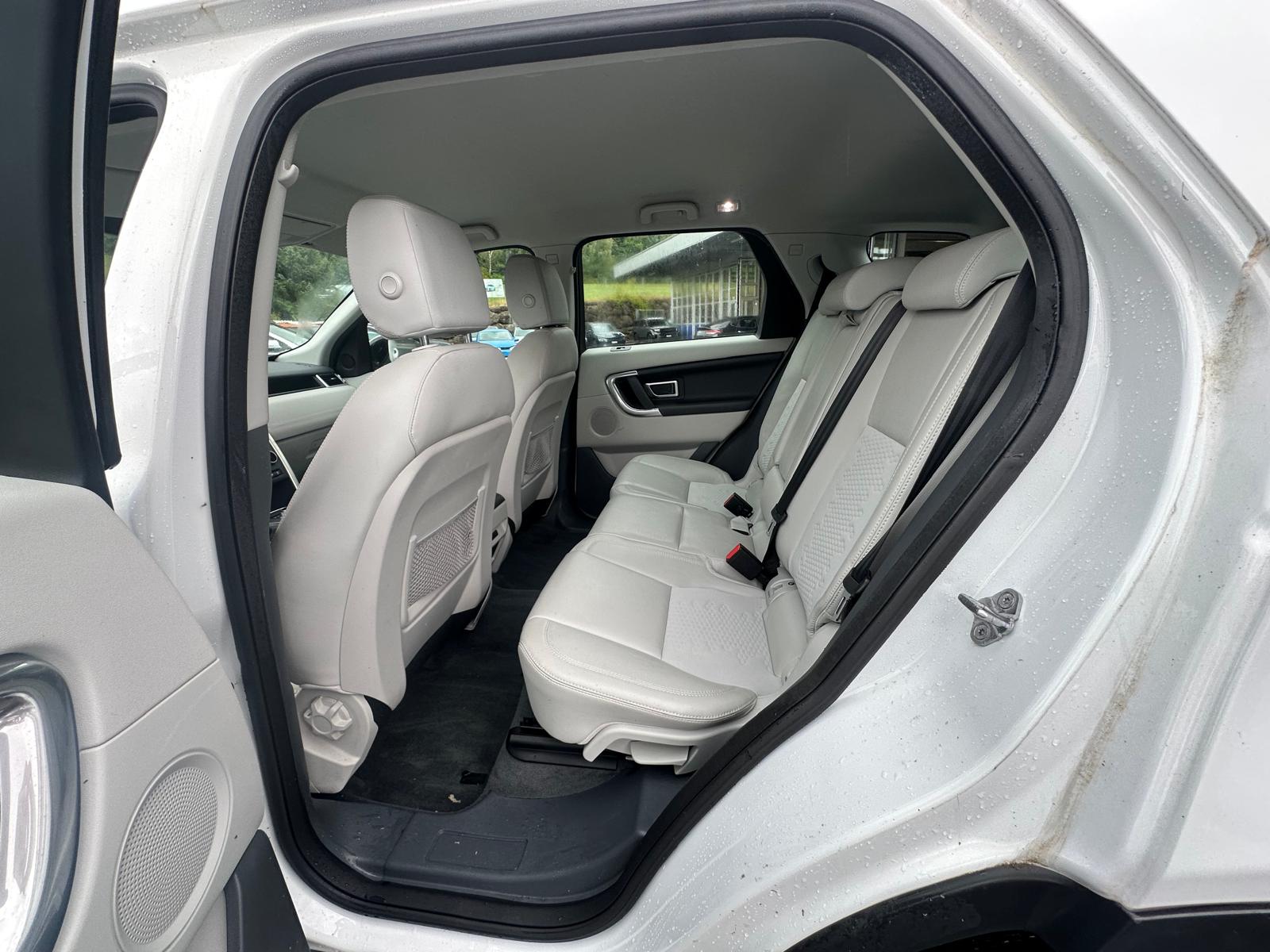 LAND ROVER Discovery Sport 2.0 TD4 HSE Luxury AT9-image-11