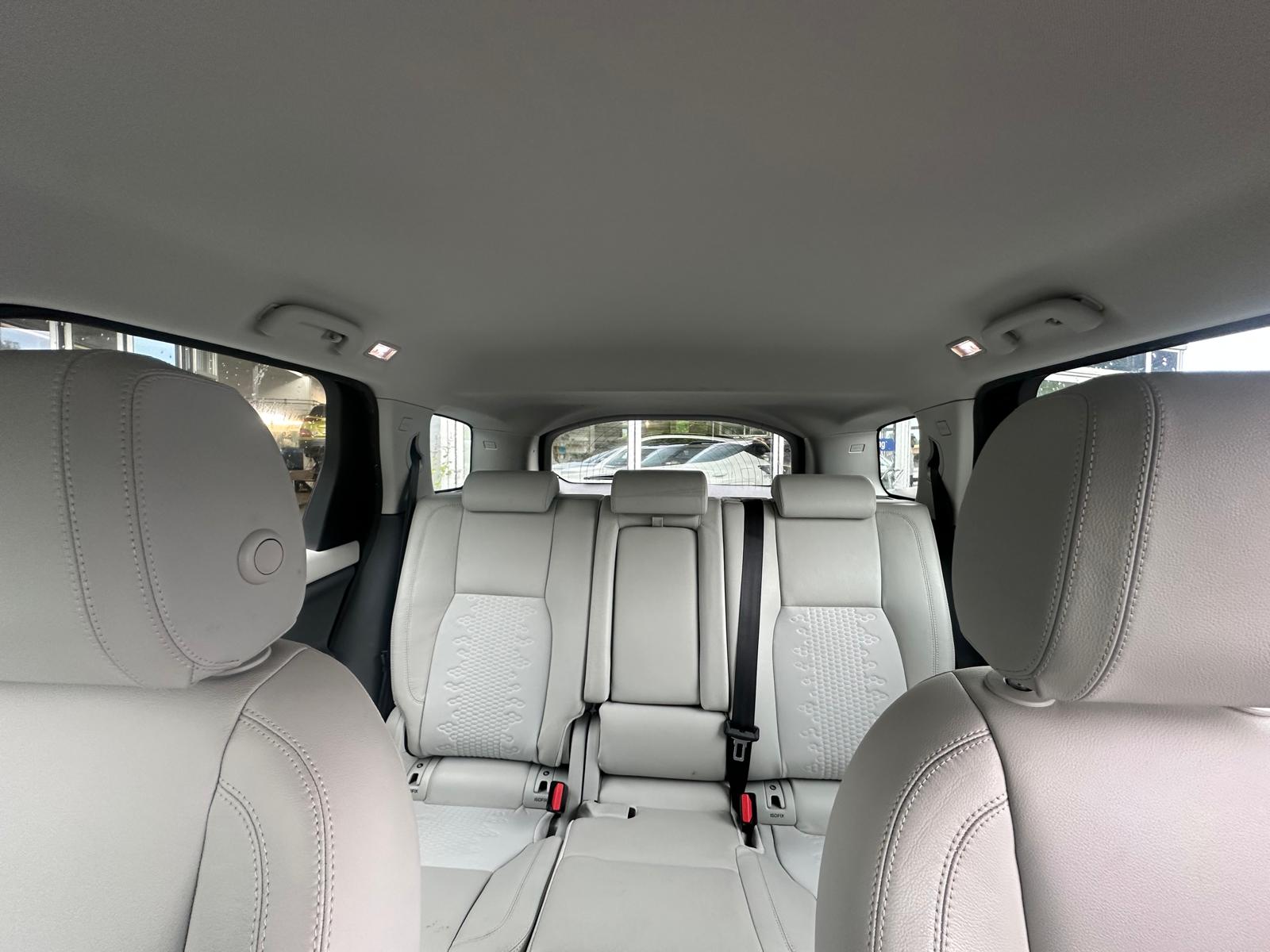 LAND ROVER Discovery Sport 2.0 TD4 HSE Luxury AT9-image-14