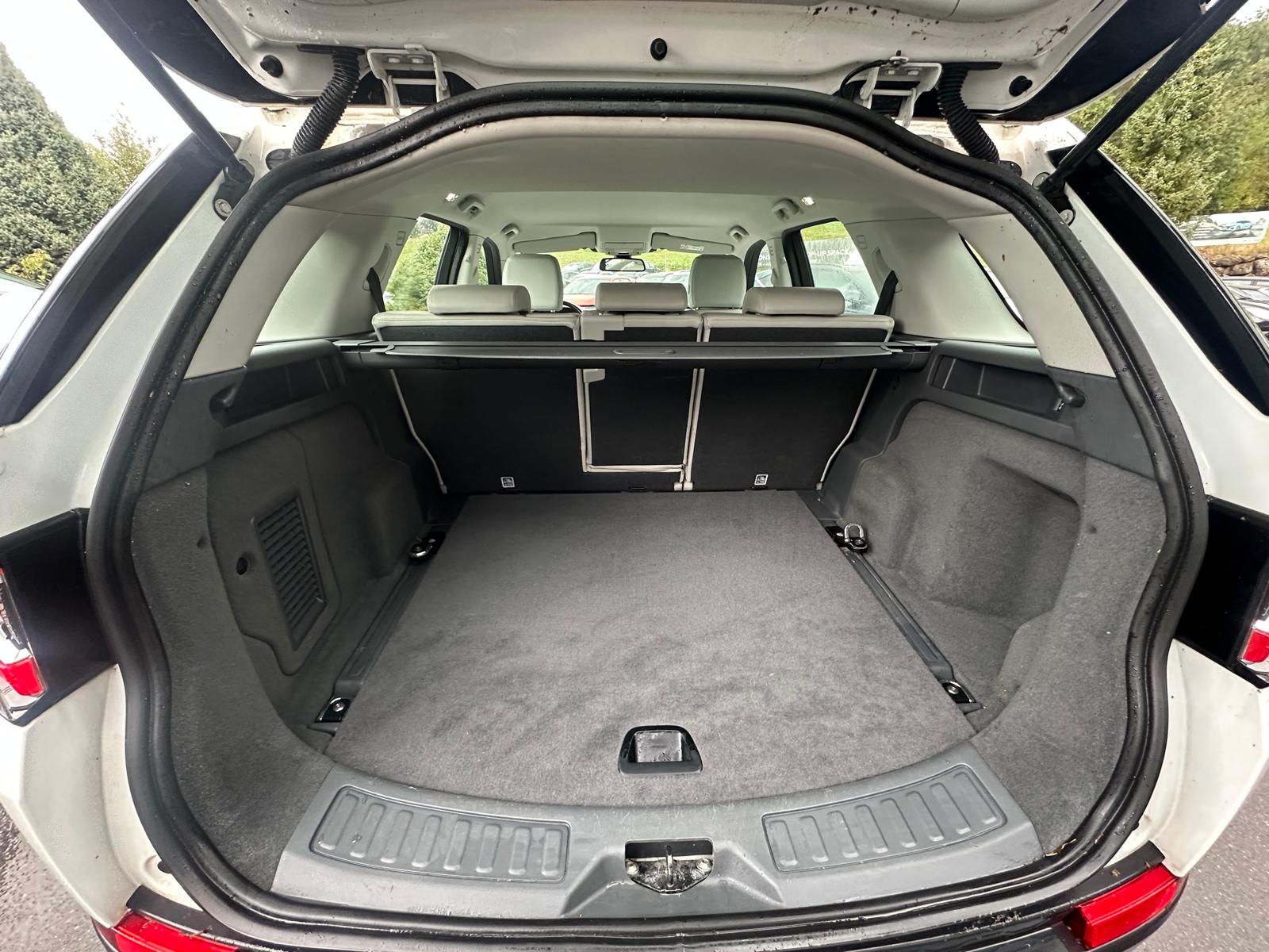 LAND ROVER Discovery Sport 2.0 TD4 HSE Luxury AT9-image-6