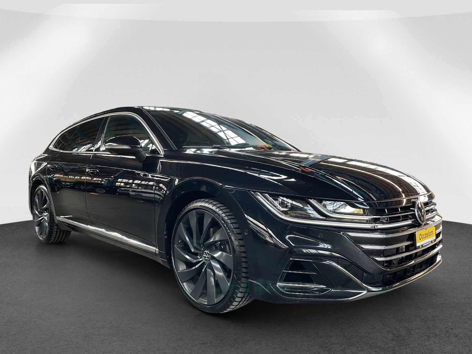 VW Arteon Shooting Brake 2.0 TDI R-Line DSG 4m-image-0