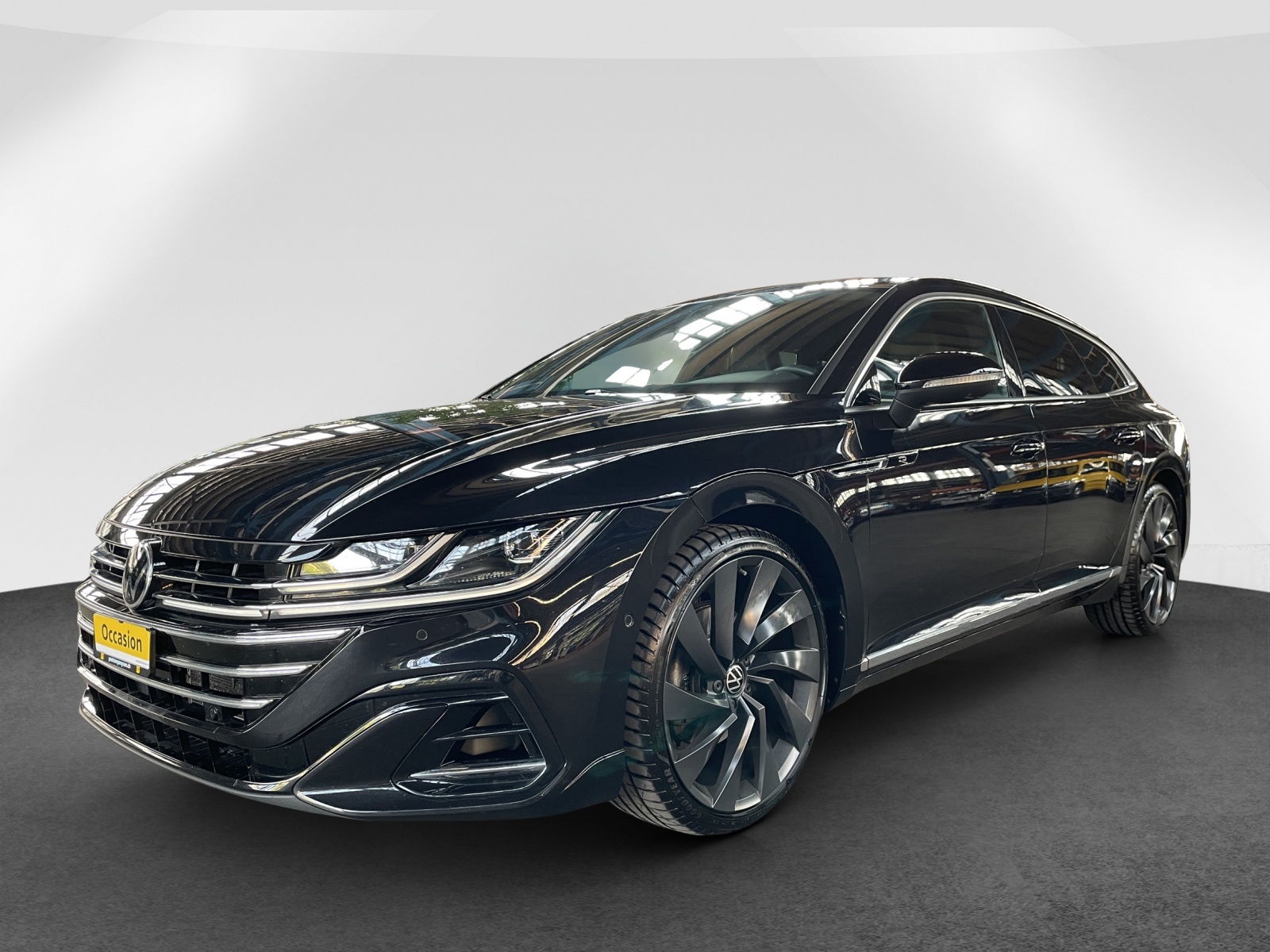 VW Arteon Shooting Brake 2.0 TDI R-Line DSG 4m-image-2