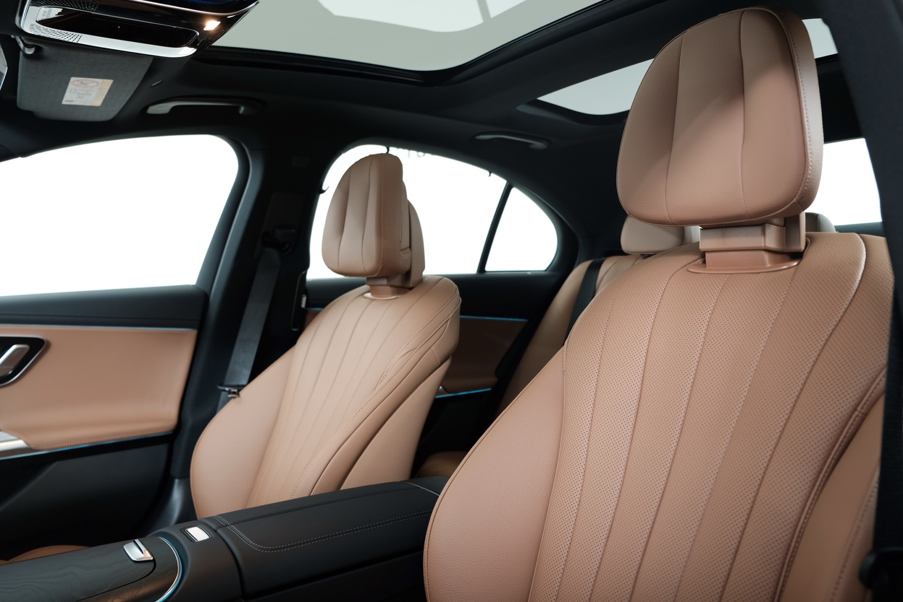 MERCEDES-BENZ E 450 9G-Tronic 4Matic-image-10
