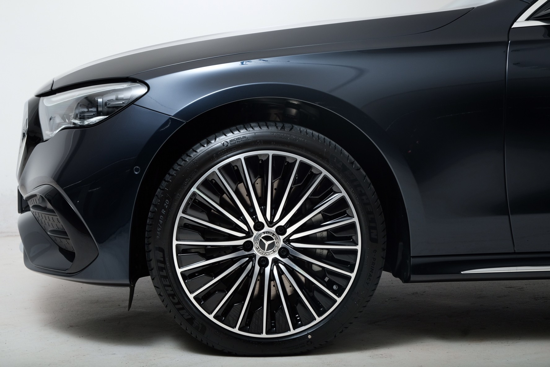 MERCEDES-BENZ E 450 9G-Tronic 4Matic-image-2