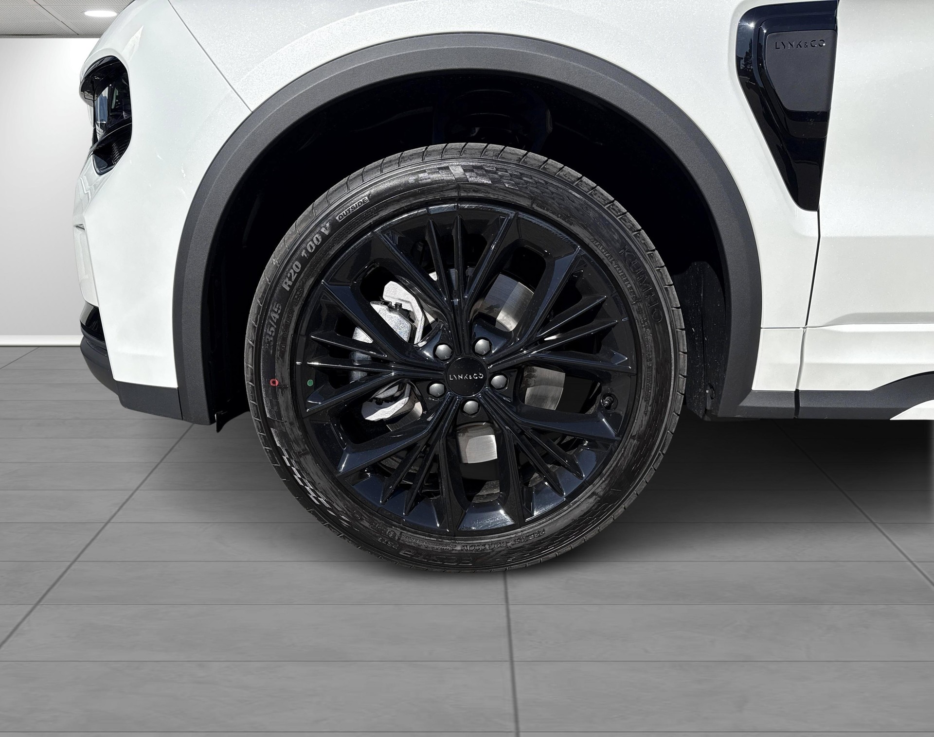 LYNK & CO 01 1.5 PHEV More-image-10