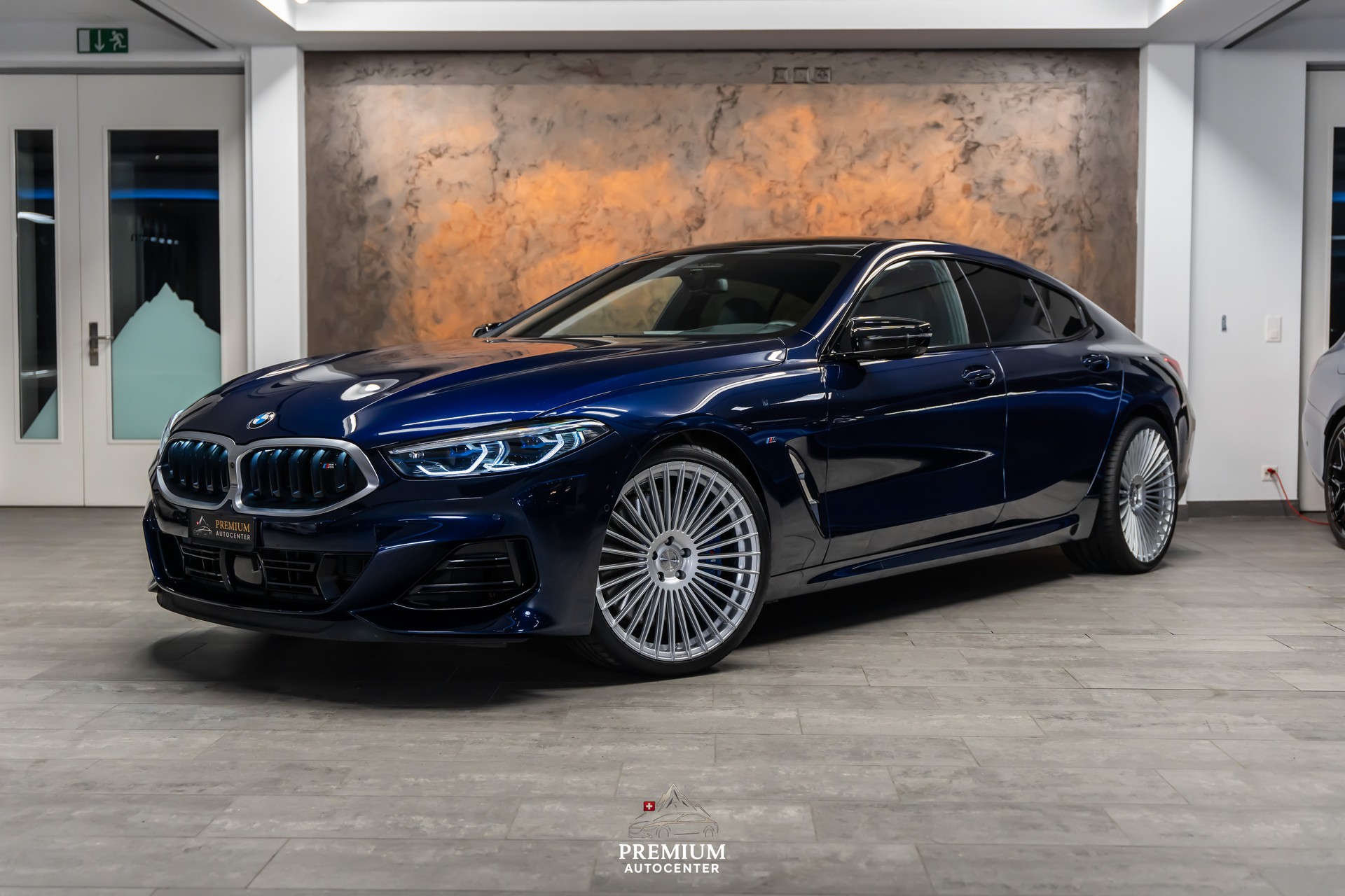 BMW M850i xDrive Gran Coupé Steptronic *Facelift*Panorama*Iconic Glow*360°*Werksgarantie*